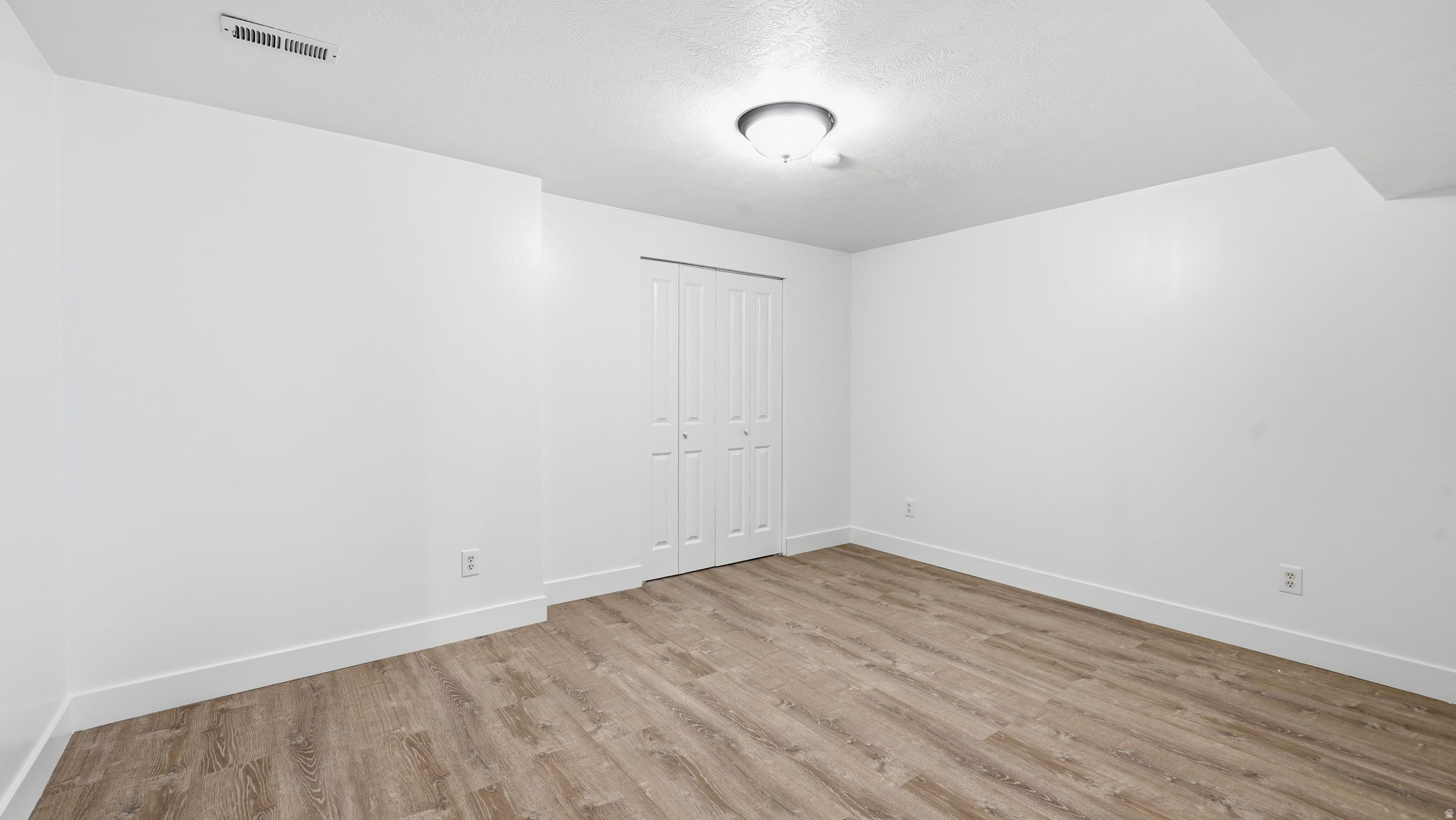 COLONY POINTE - Residential