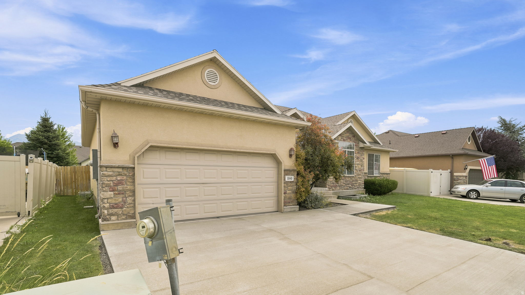 COLONY POINTE - Residential