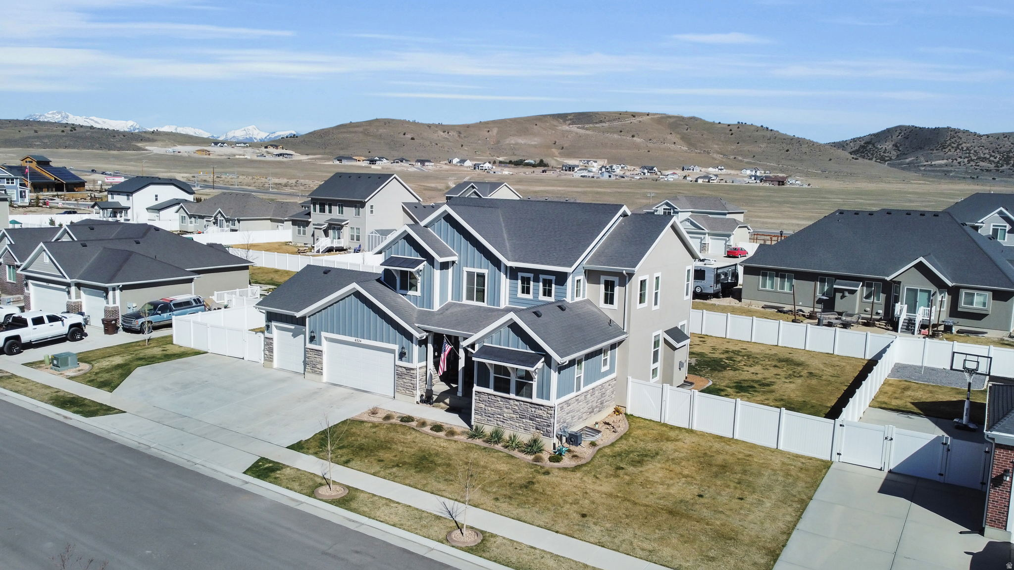 OVERLAND EST 134 - Residential