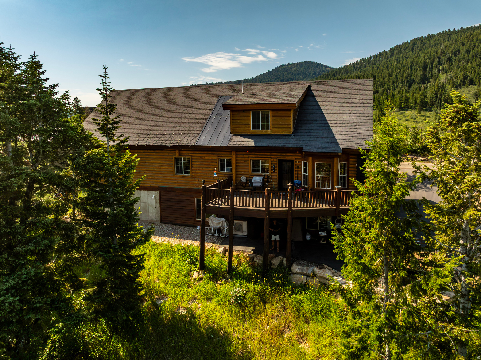 SUMMIT PARK - Residential