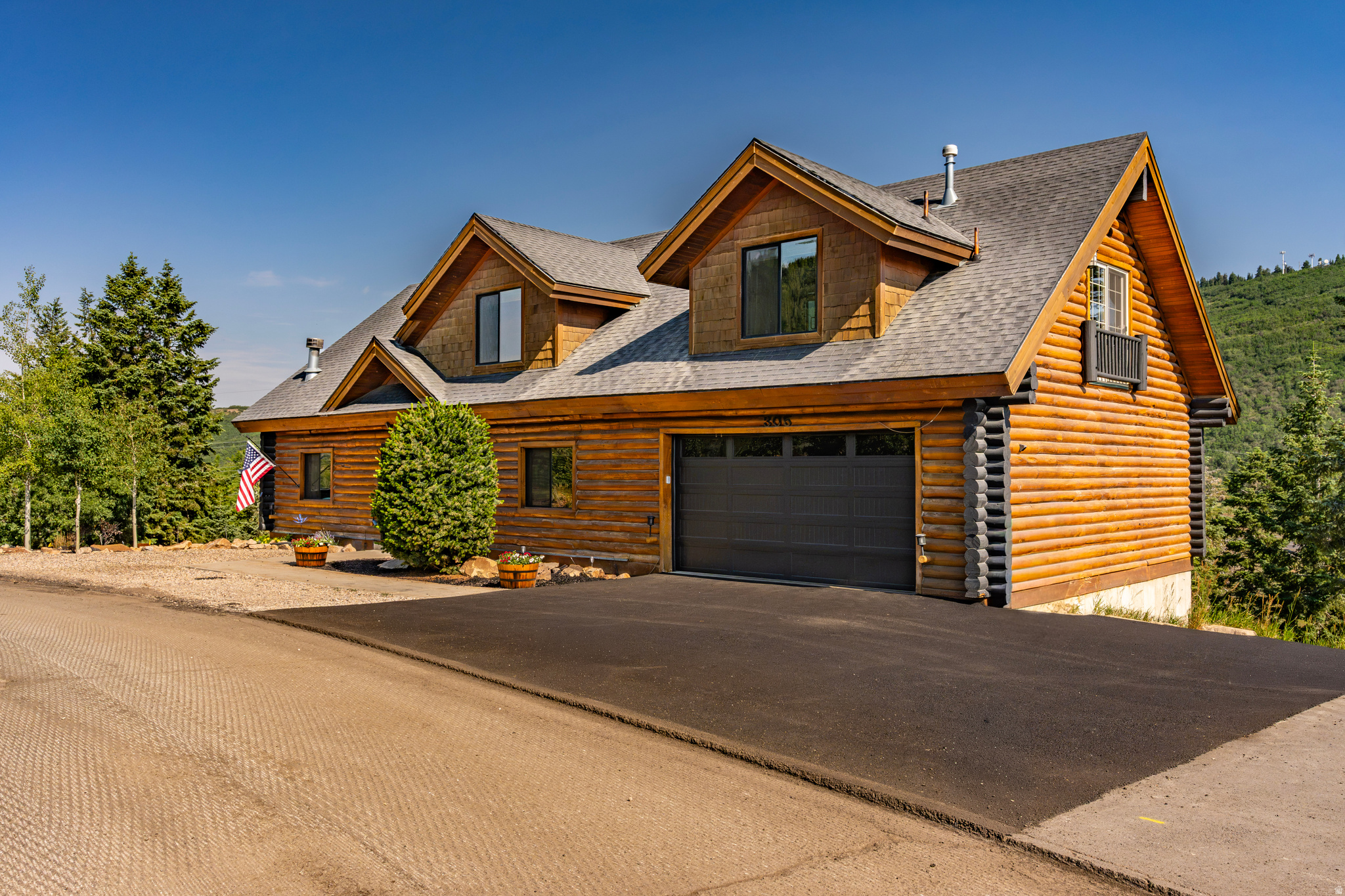 SUMMIT PARK - Residential