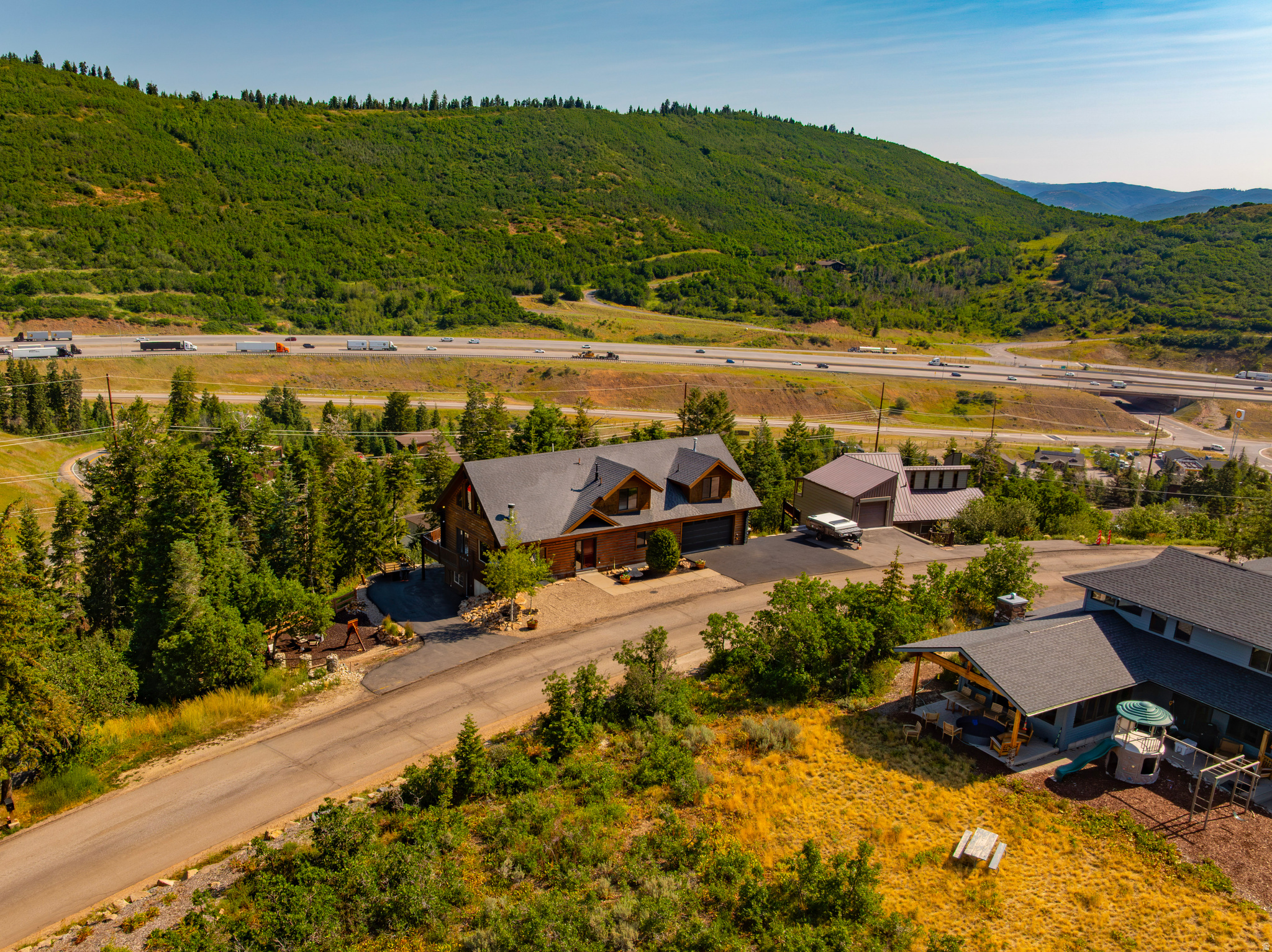 SUMMIT PARK - Residential