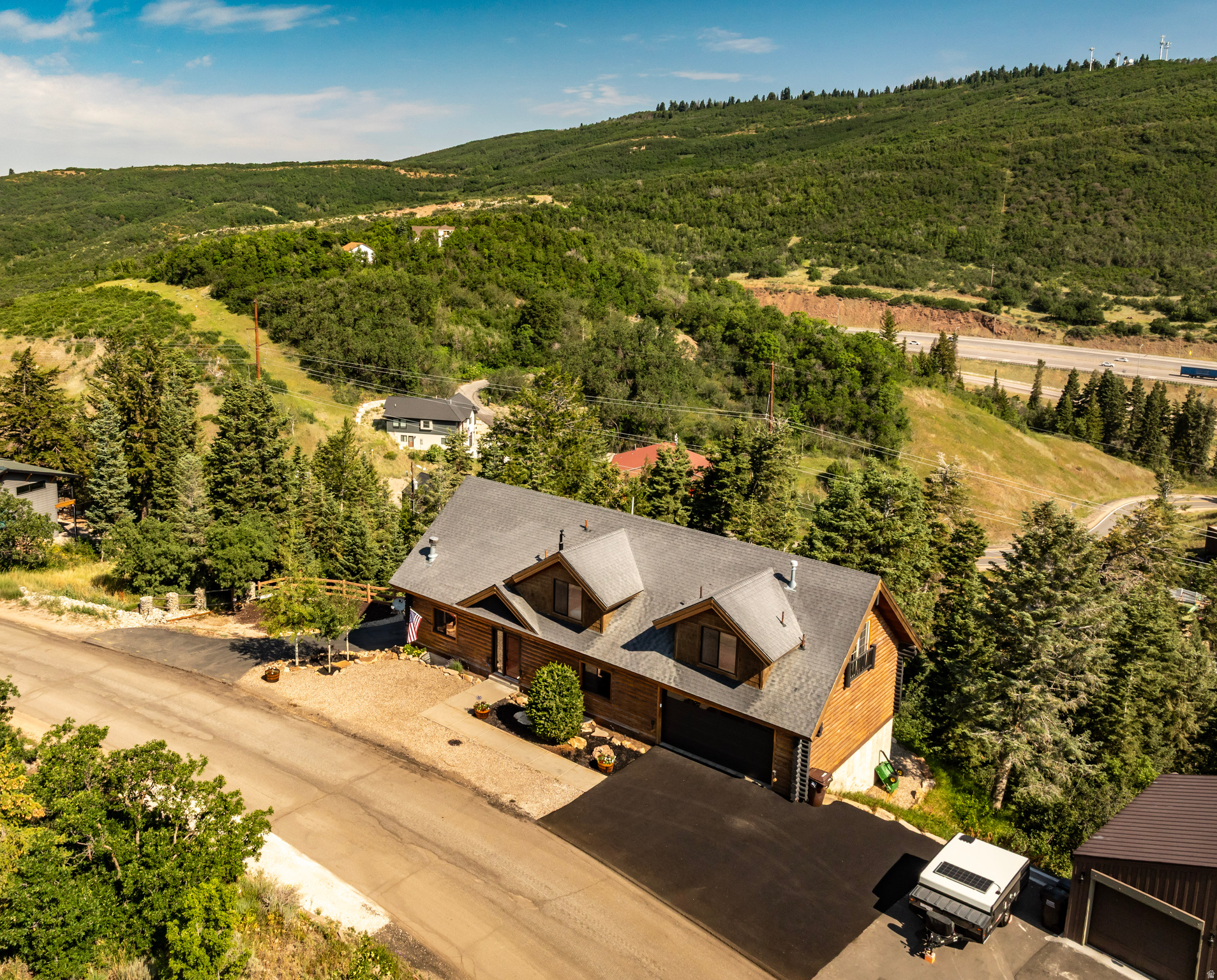 SUMMIT PARK - Residential