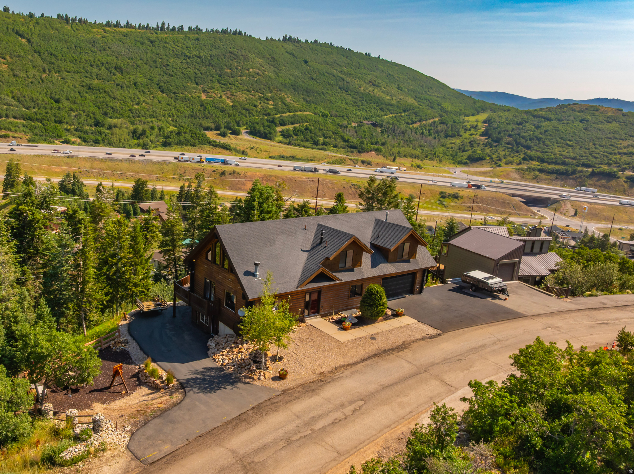 SUMMIT PARK - Residential