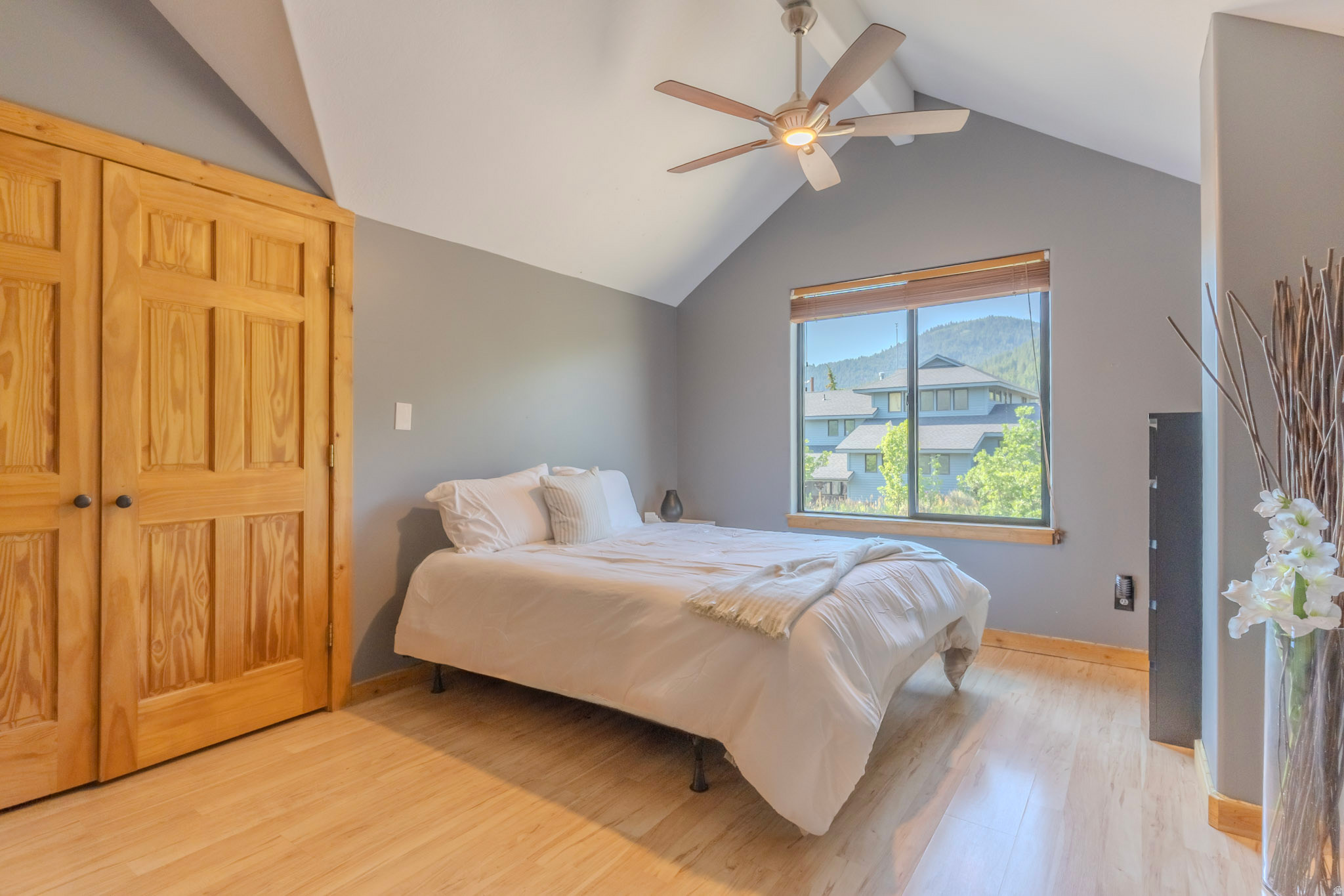 SUMMIT PARK - Residential