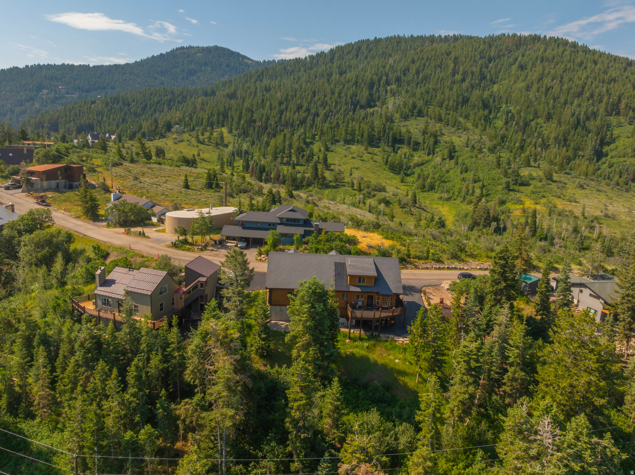 SUMMIT PARK - Residential