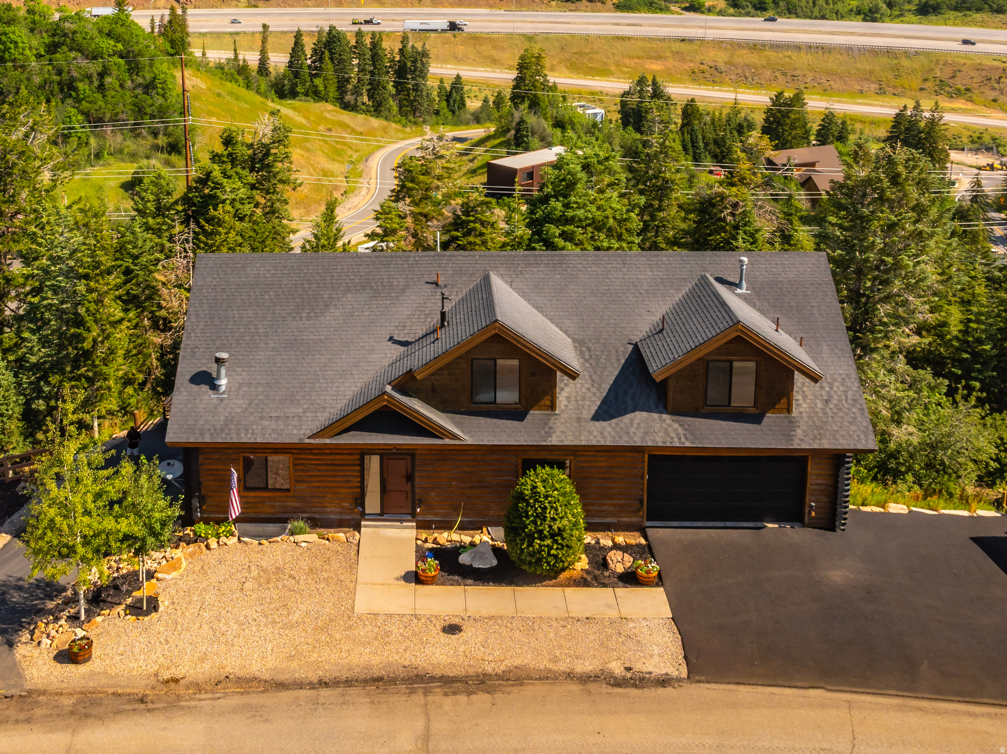 SUMMIT PARK - Residential