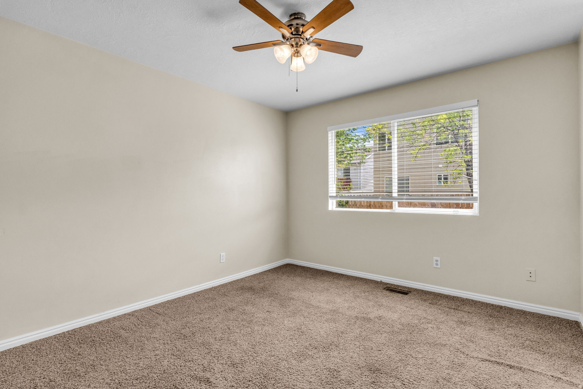 SUNRISE POINTE - Residential