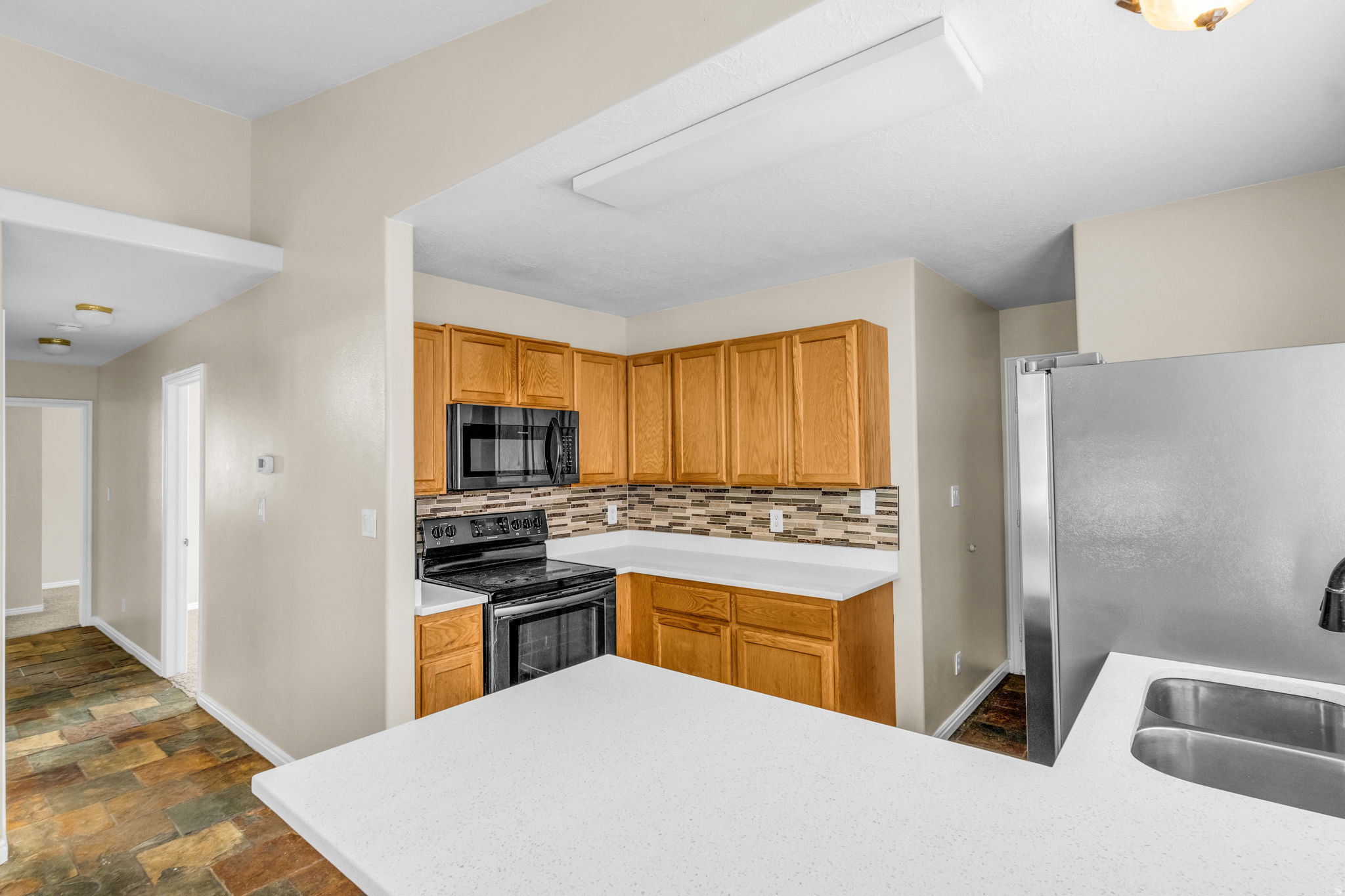 SUNRISE POINTE - Residential