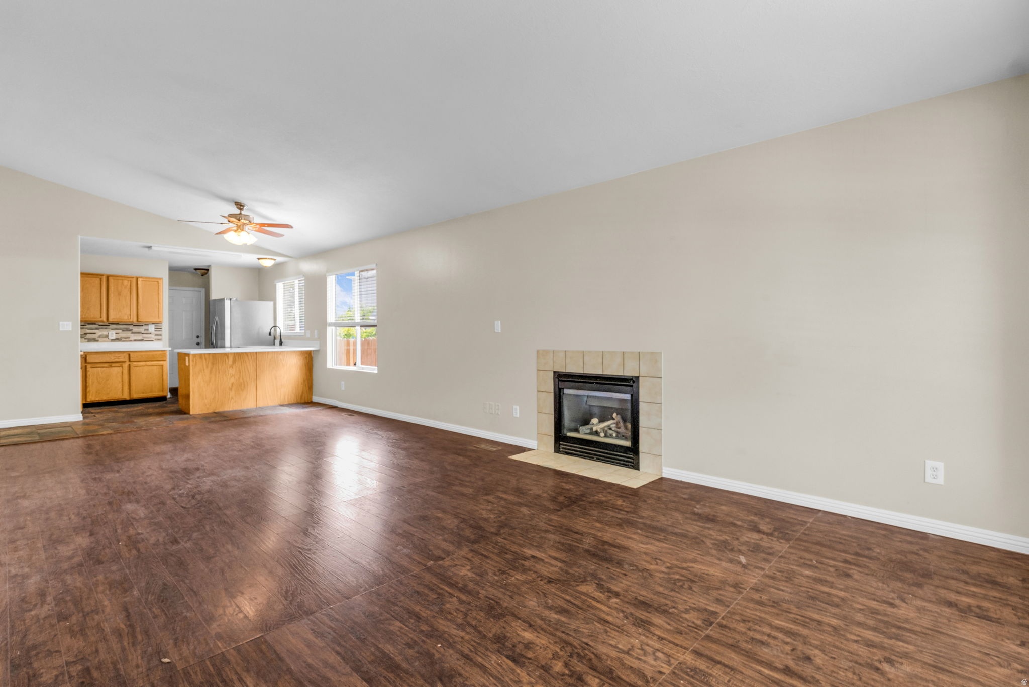 SUNRISE POINTE - Residential