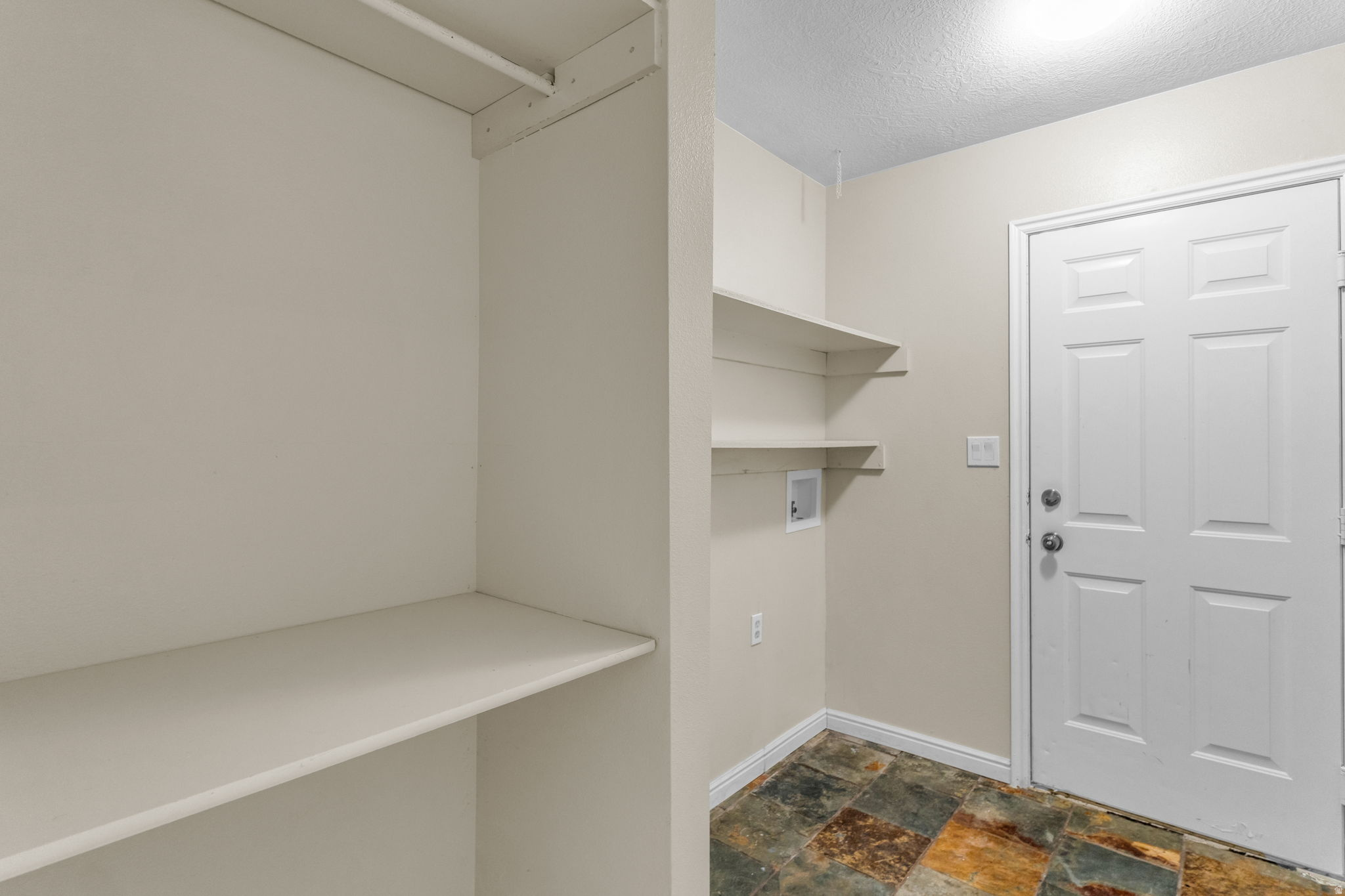 SUNRISE POINTE - Residential