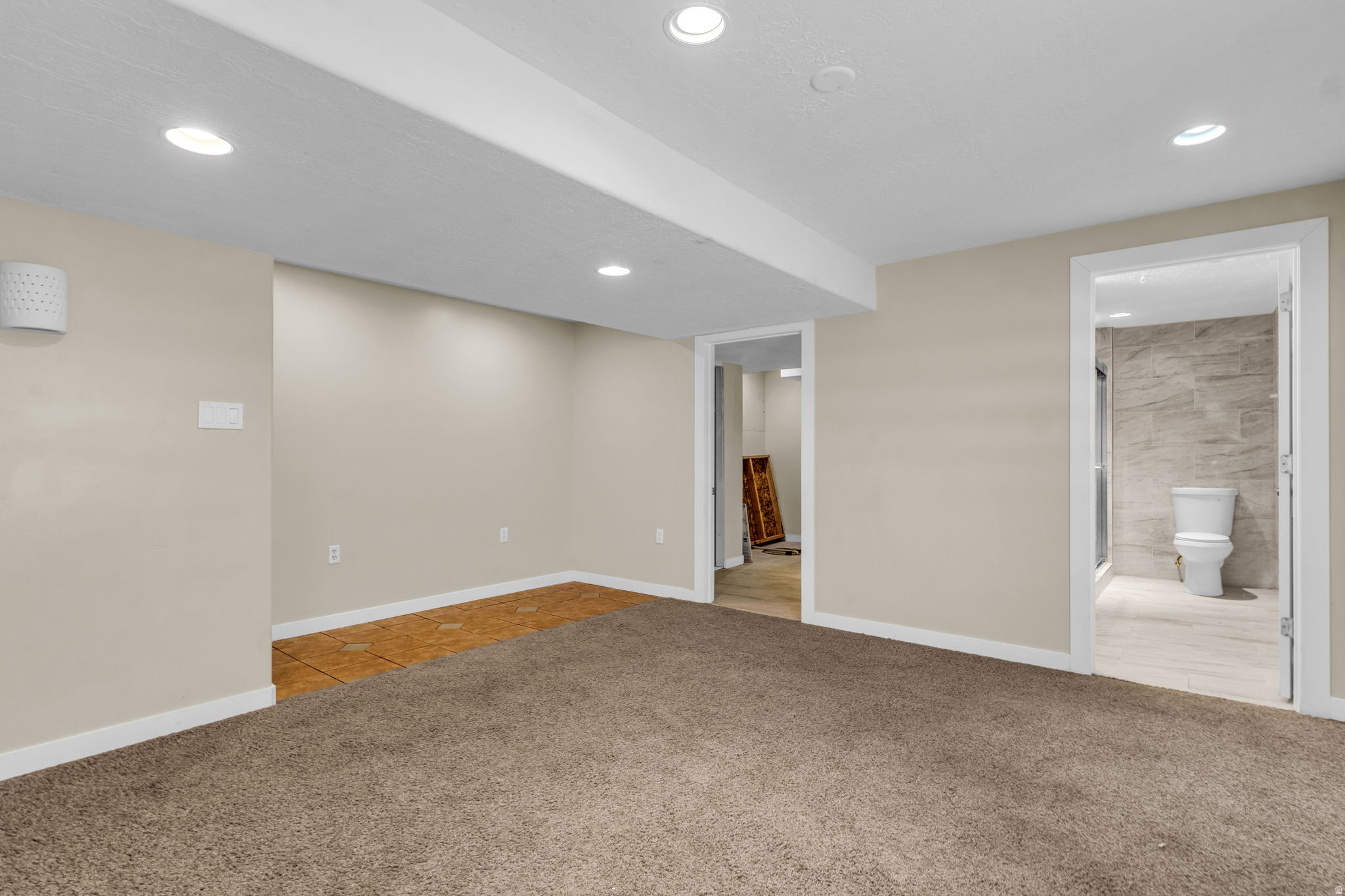 SUNRISE POINTE - Residential