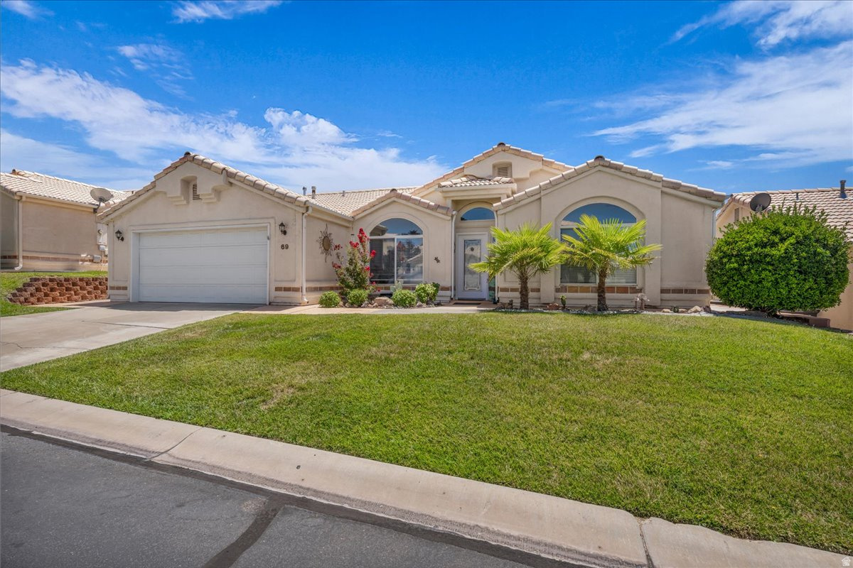 WEST SPRINGS TOWNHOMES - Residential