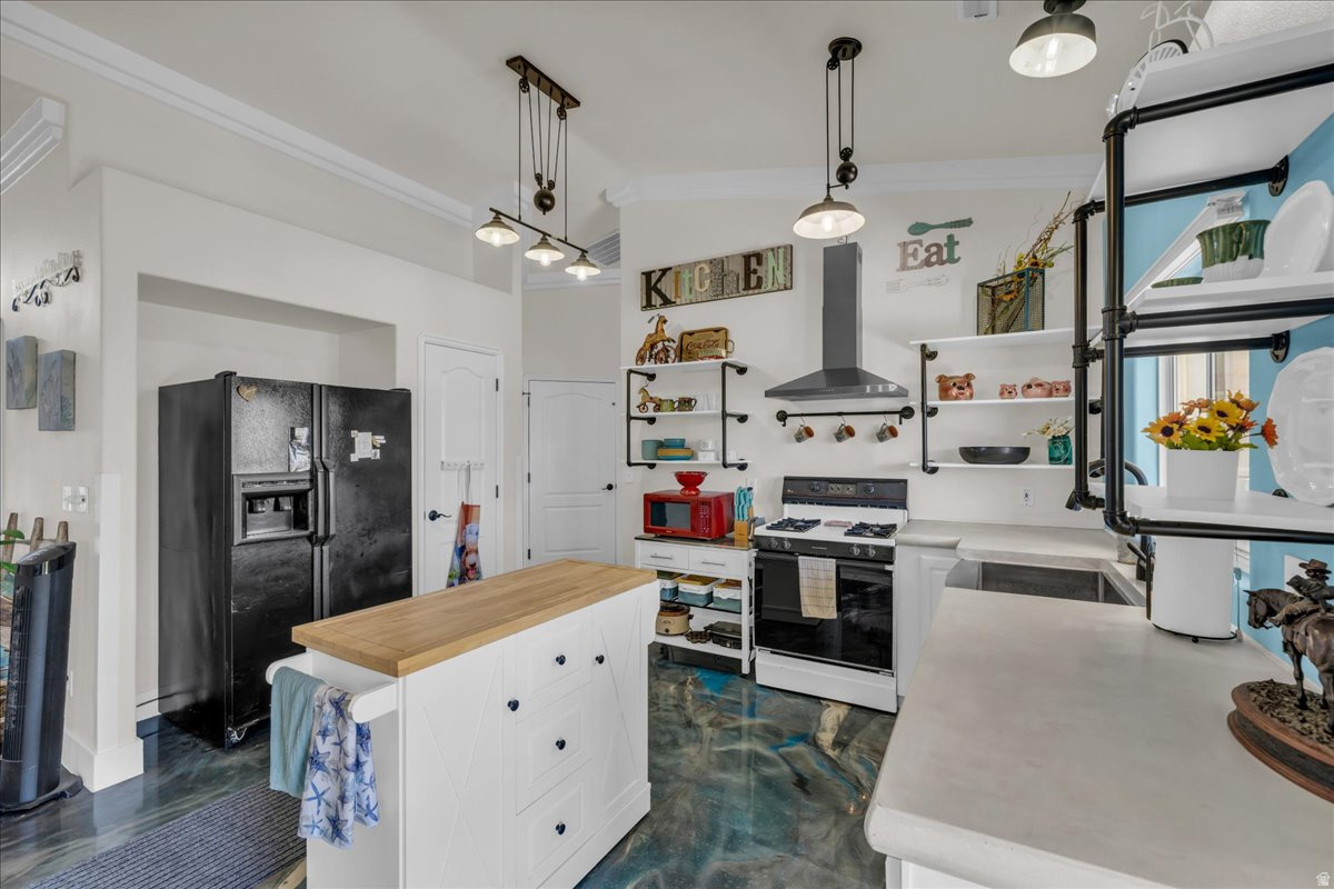 WEST SPRINGS TOWNHOMES - Residential