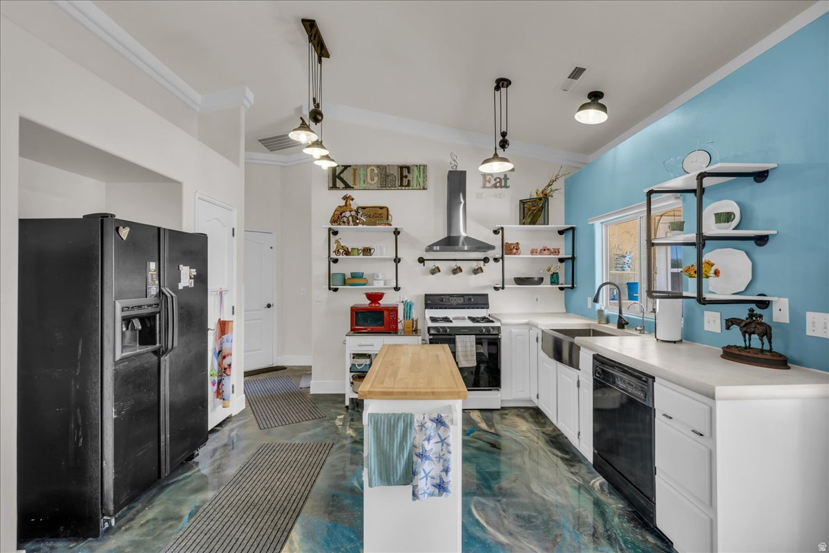 WEST SPRINGS TOWNHOMES - Residential
