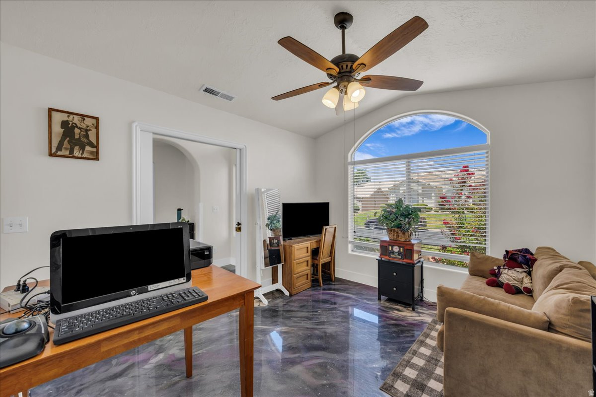 WEST SPRINGS TOWNHOMES - Residential