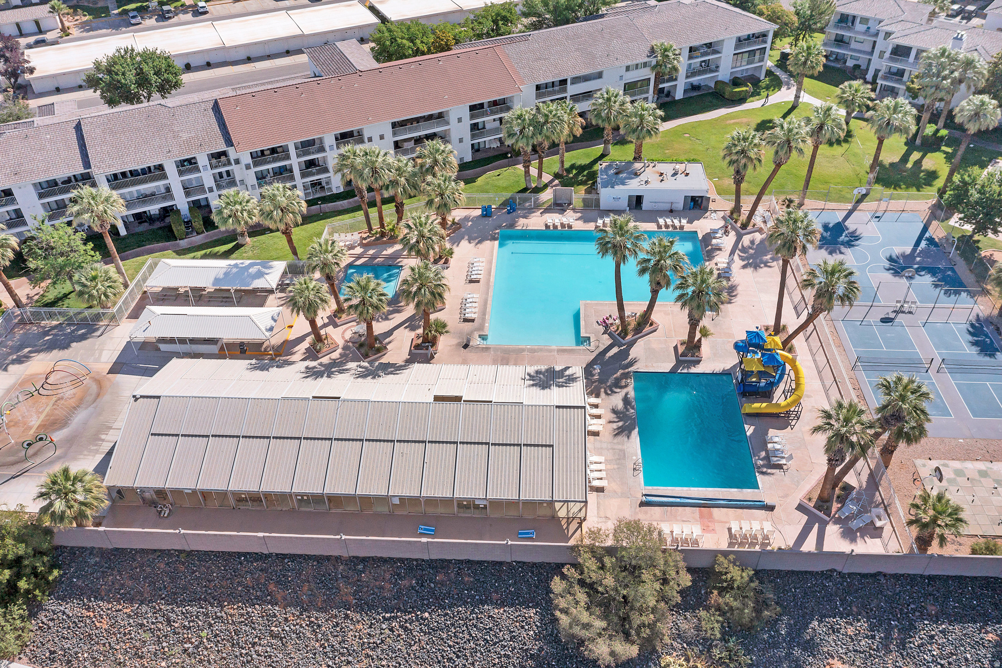 LAS PALMAS RESORT CONDO 1A - Residential