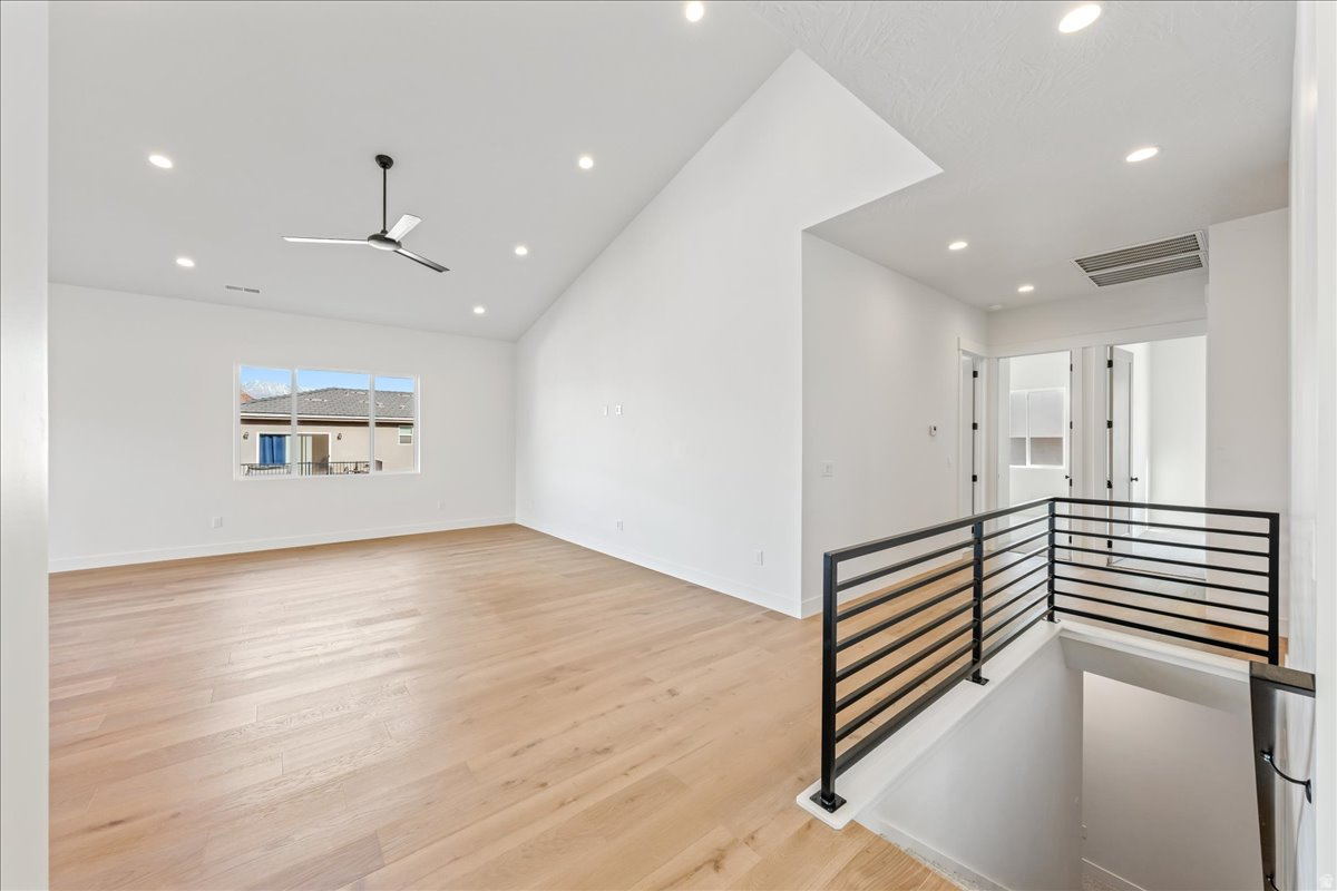 SHOOTING STAR - Residential