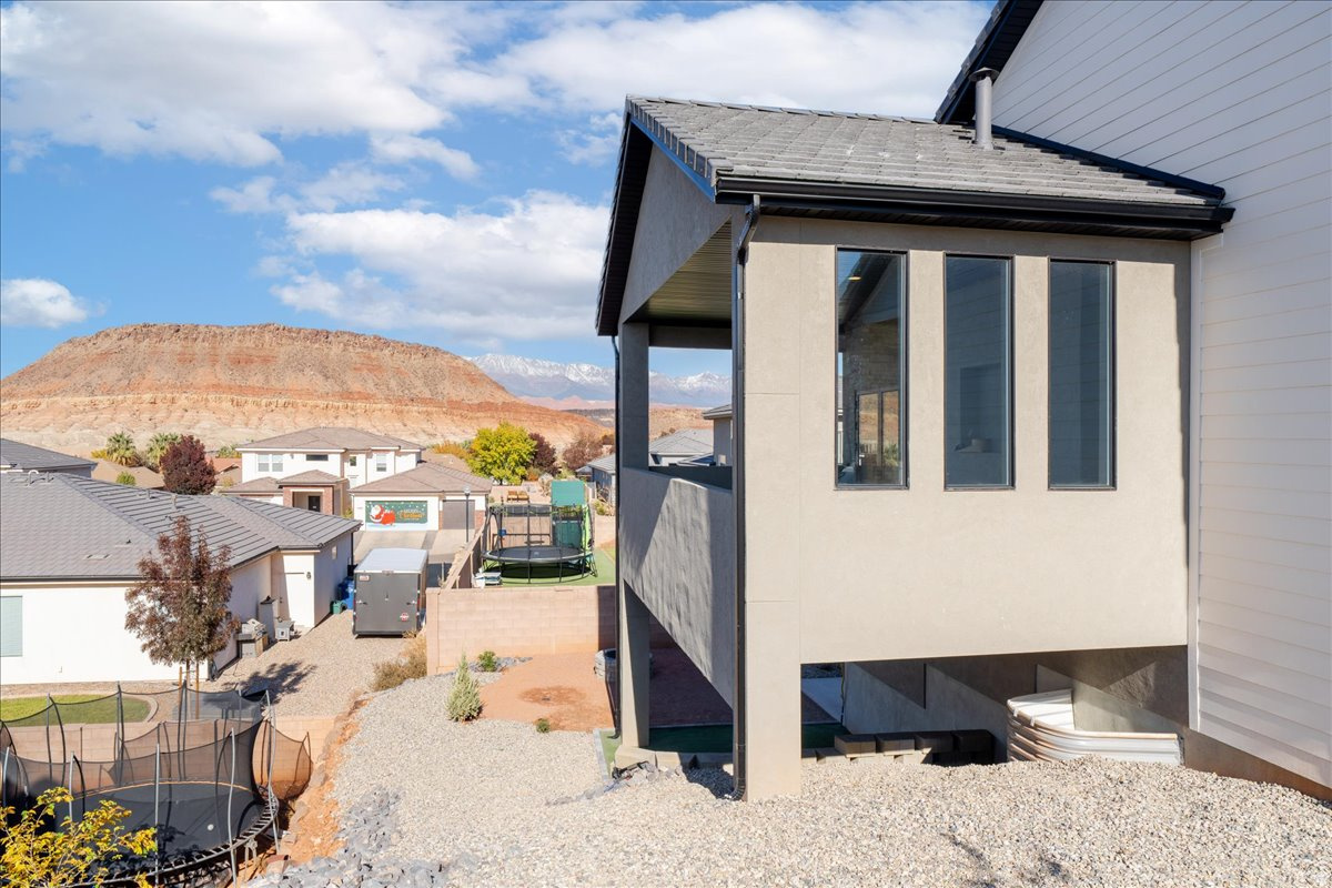 SHOOTING STAR - Residential