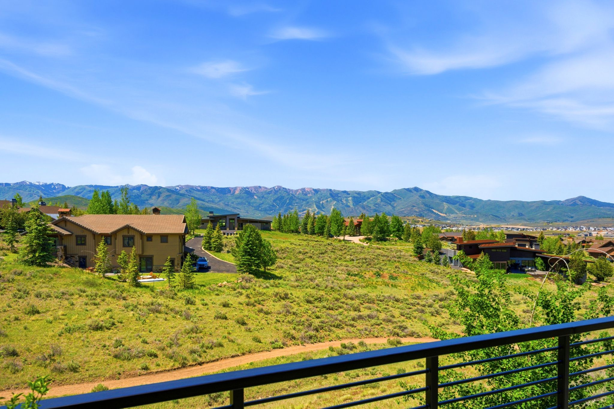 WEST VIEW - Residential