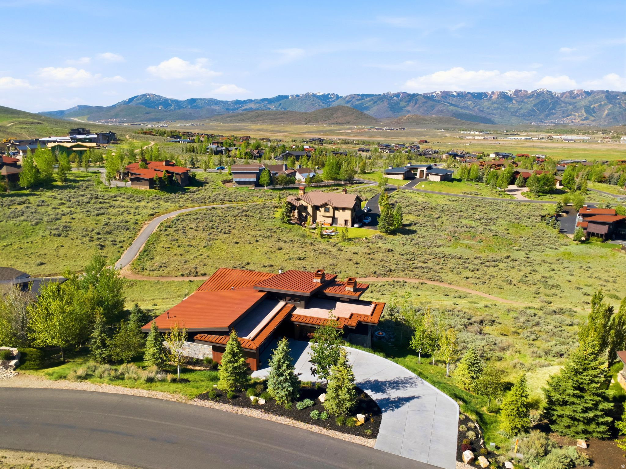 WEST VIEW - Residential