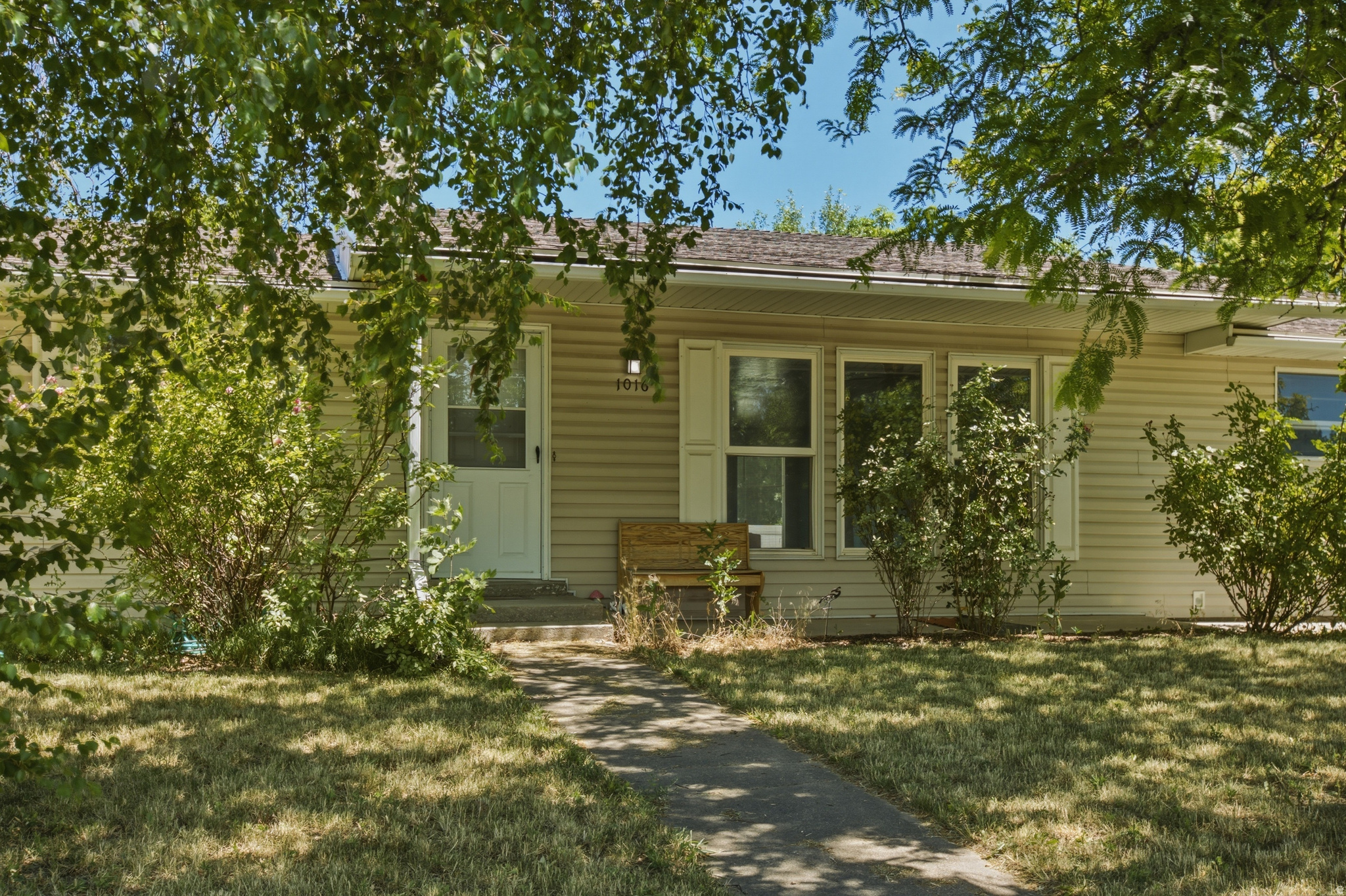 KNIGHT SUB DIV LOT 6 - Residential