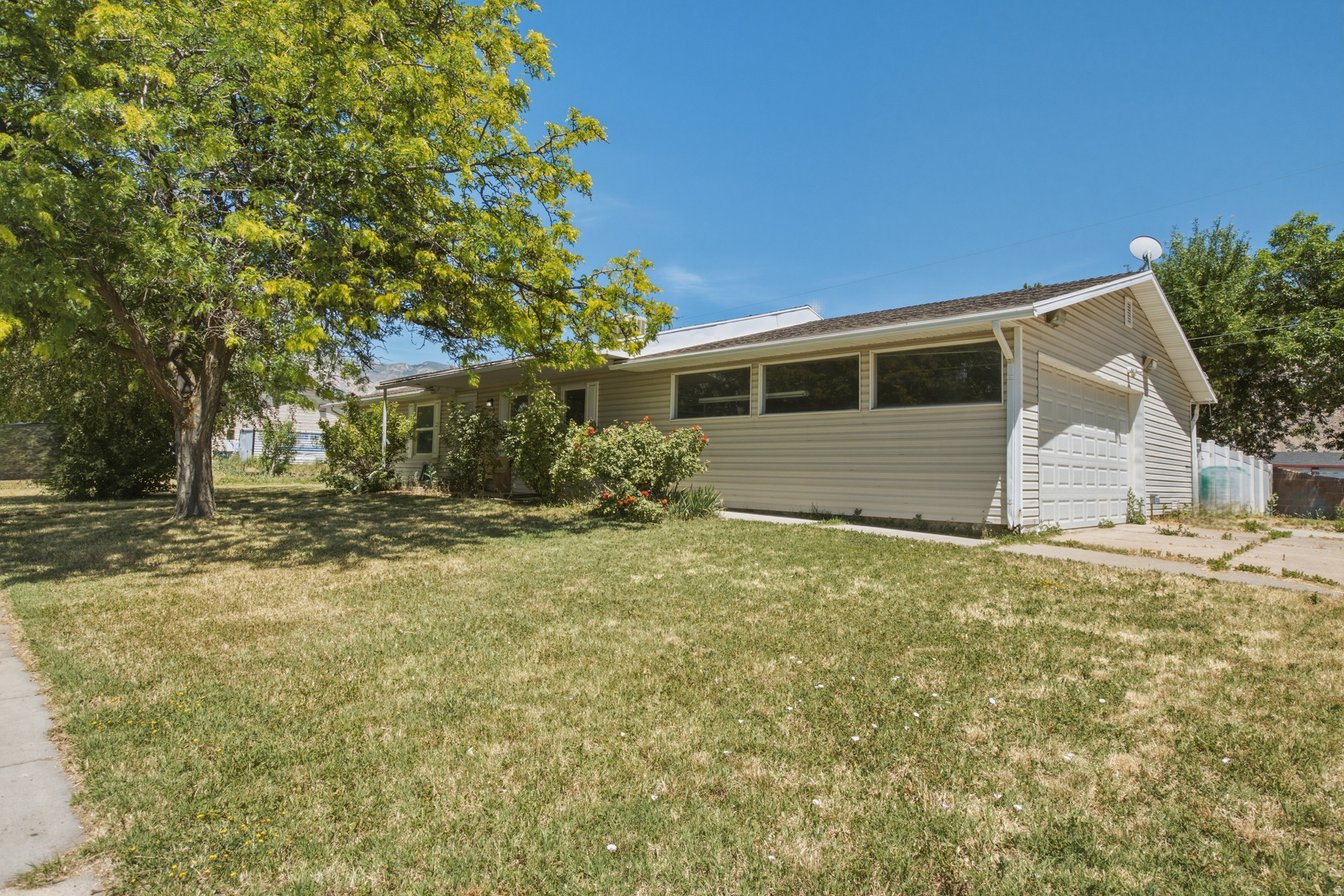 KNIGHT SUB DIV LOT 6 - Residential