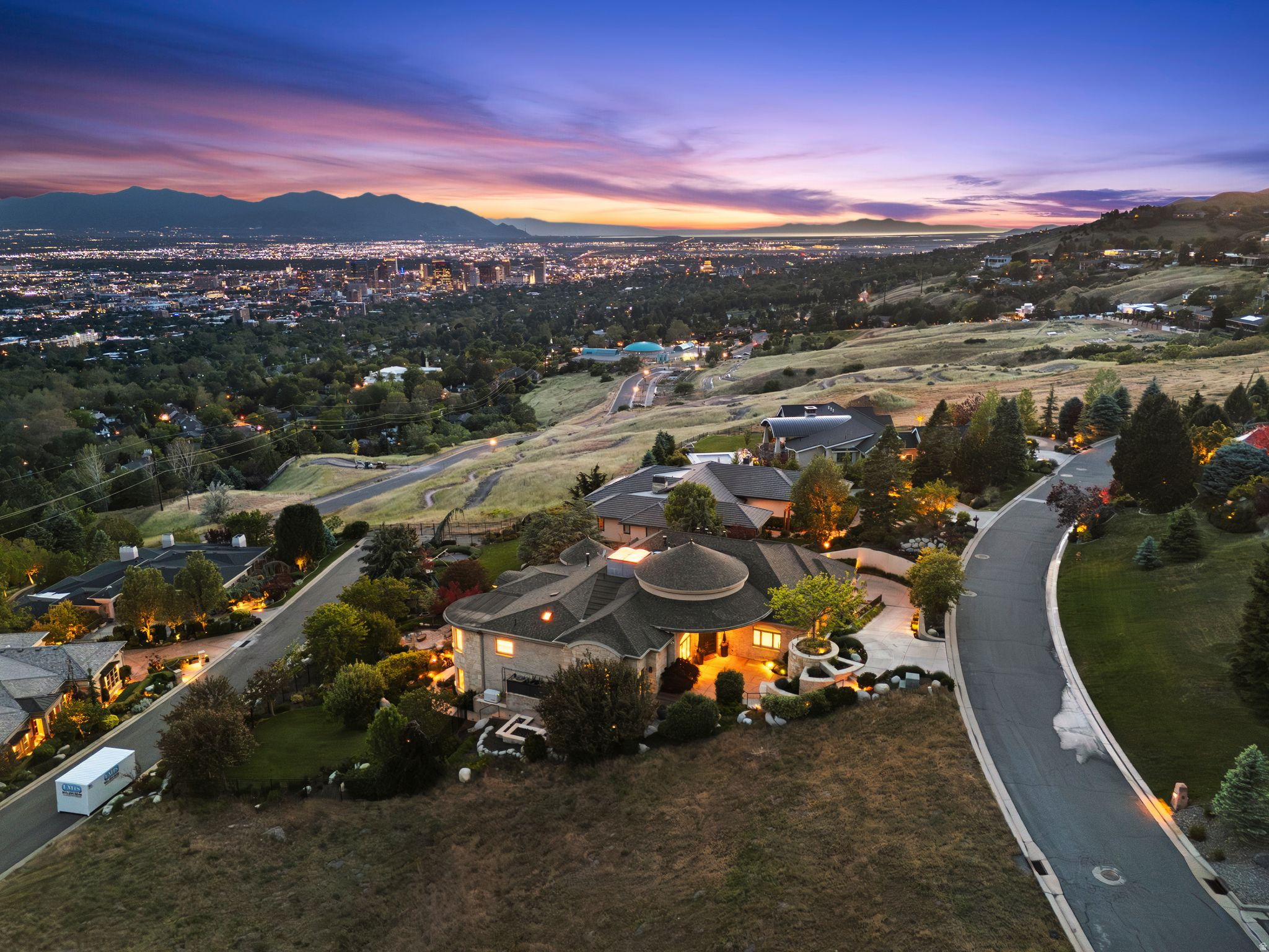FEDERAL POINTE - Residential