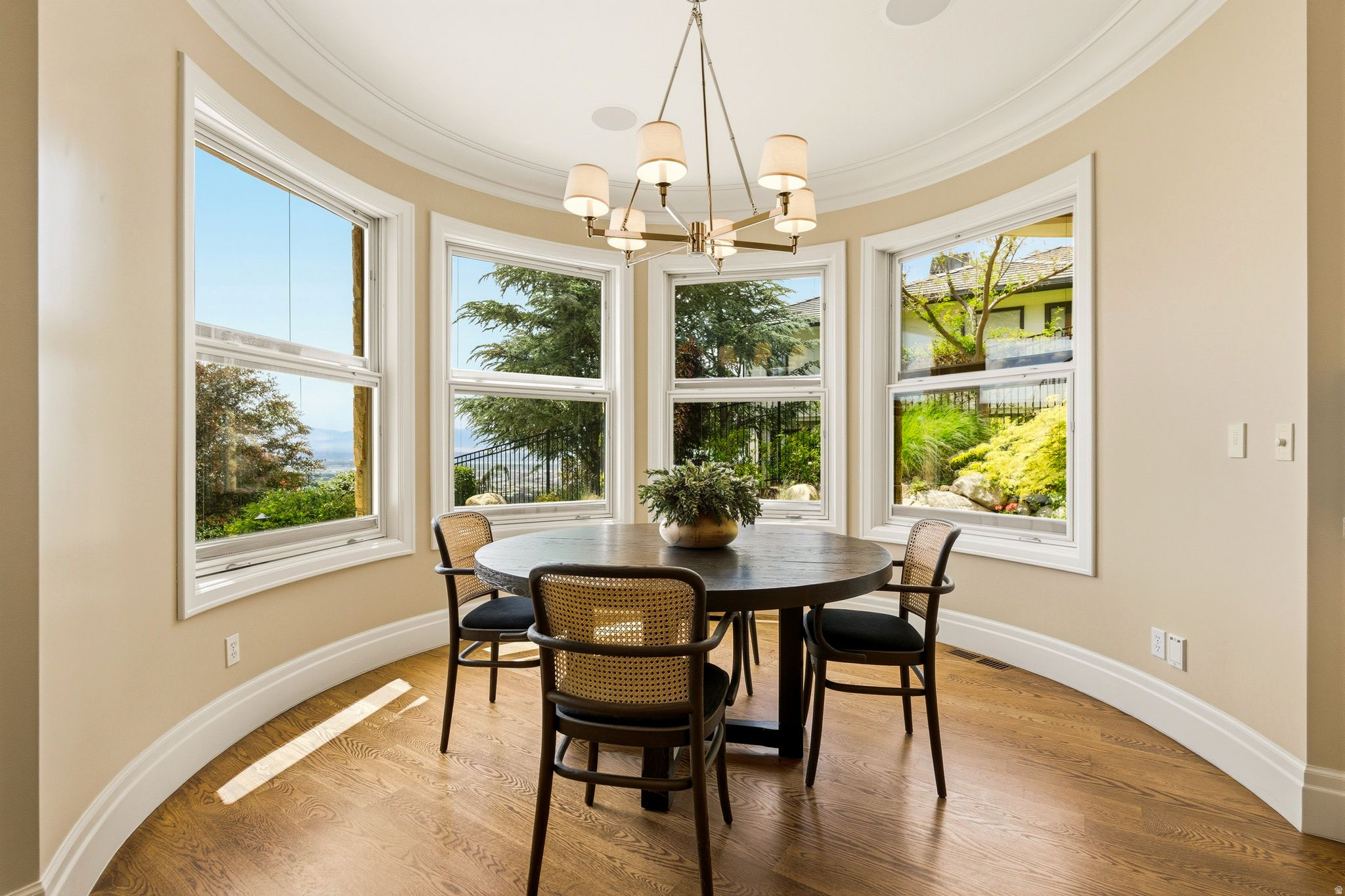 FEDERAL POINTE - Residential
