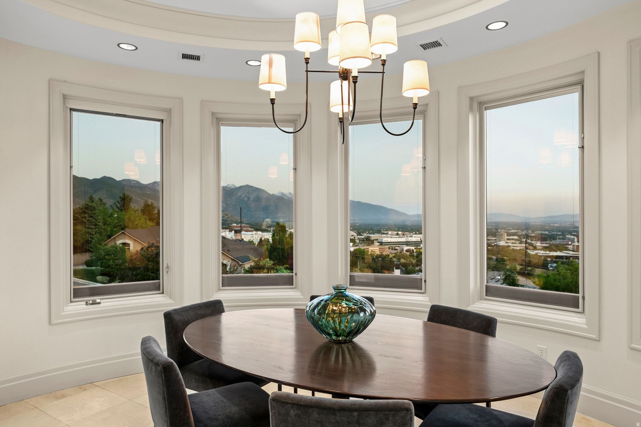 FEDERAL POINTE - Residential