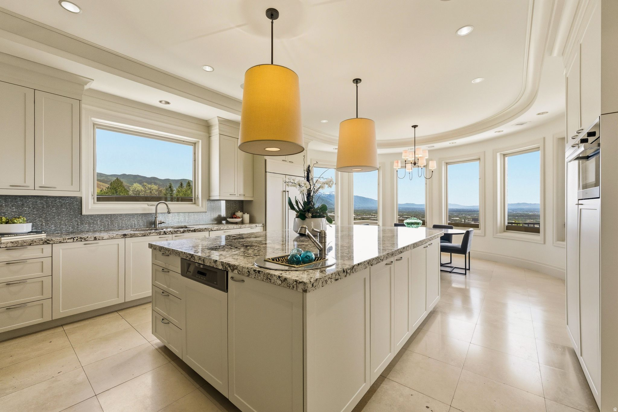 FEDERAL POINTE - Residential