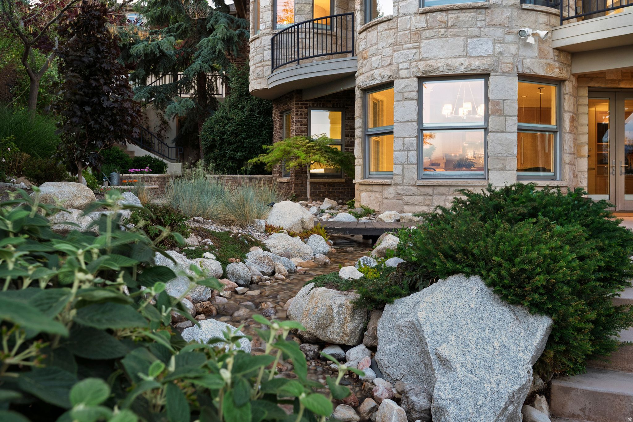 FEDERAL POINTE - Residential