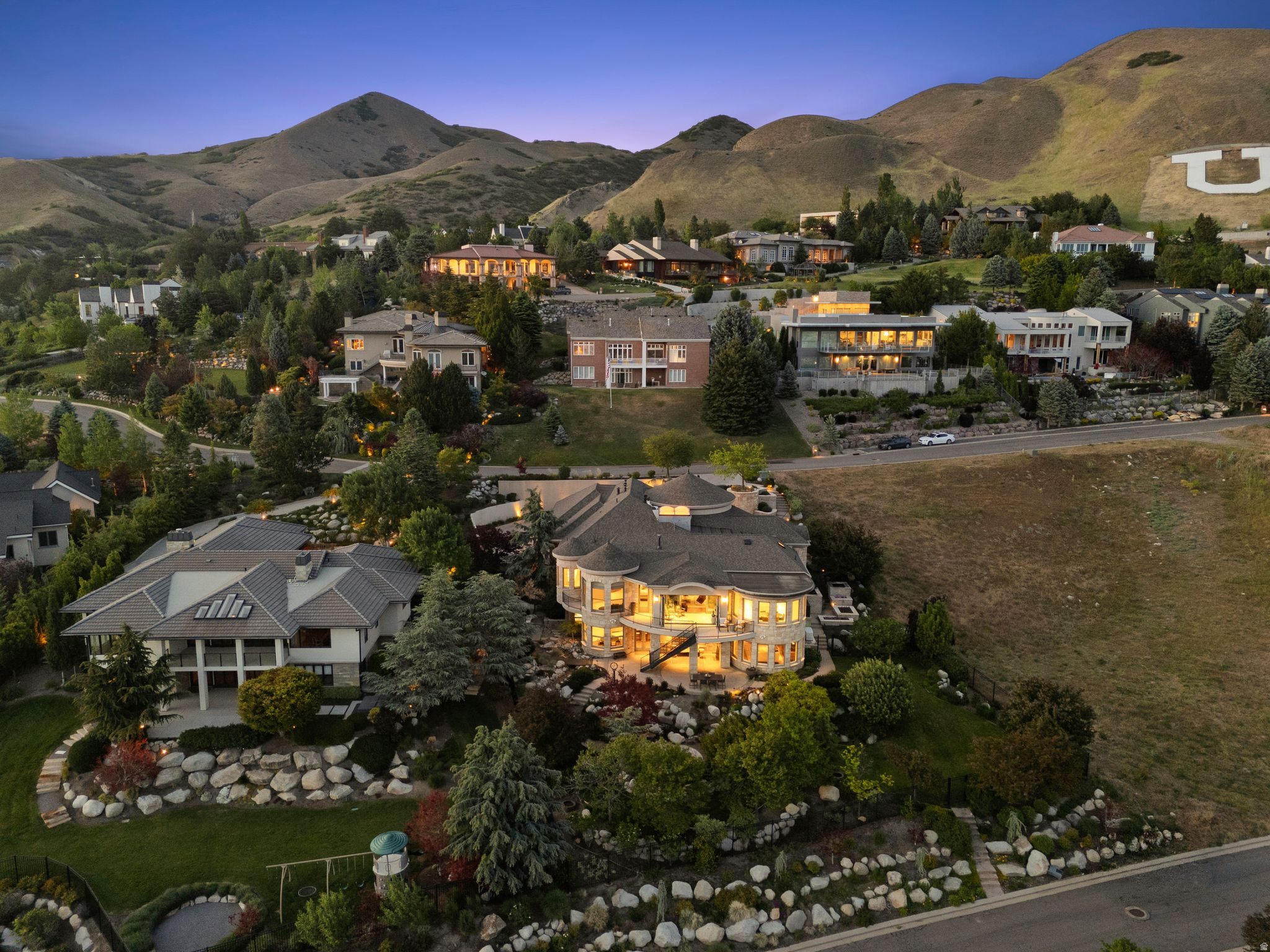 FEDERAL POINTE - Residential