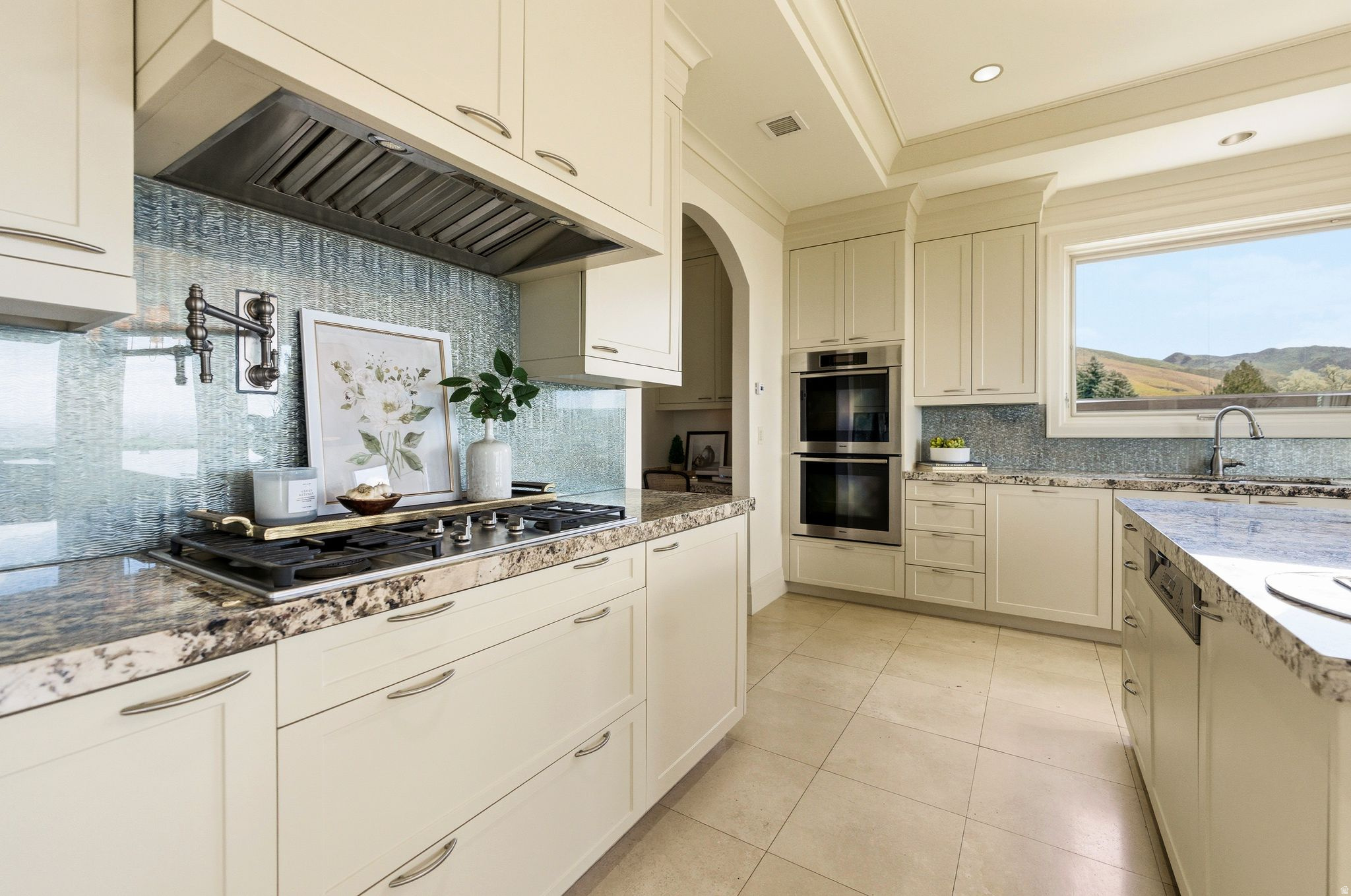 FEDERAL POINTE - Residential