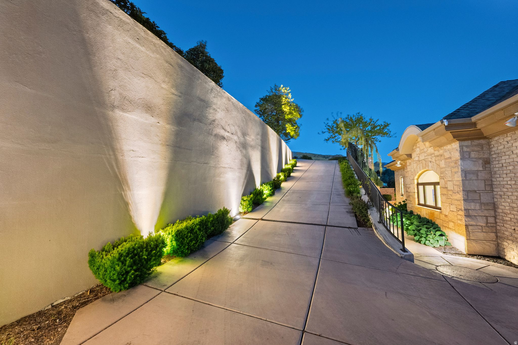 FEDERAL POINTE - Residential