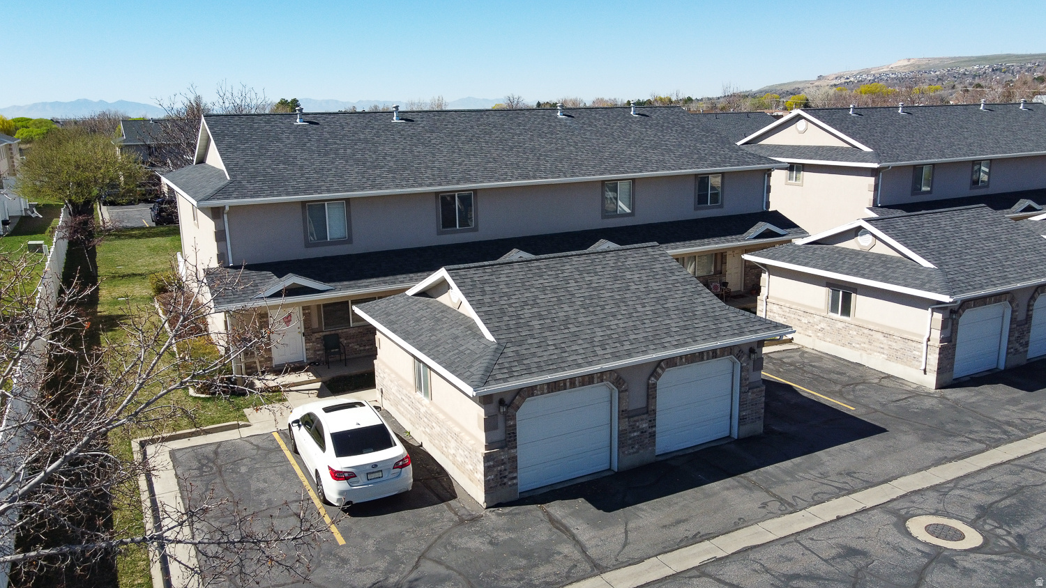 SUNBROOK CONDOMINIUM - Residential
