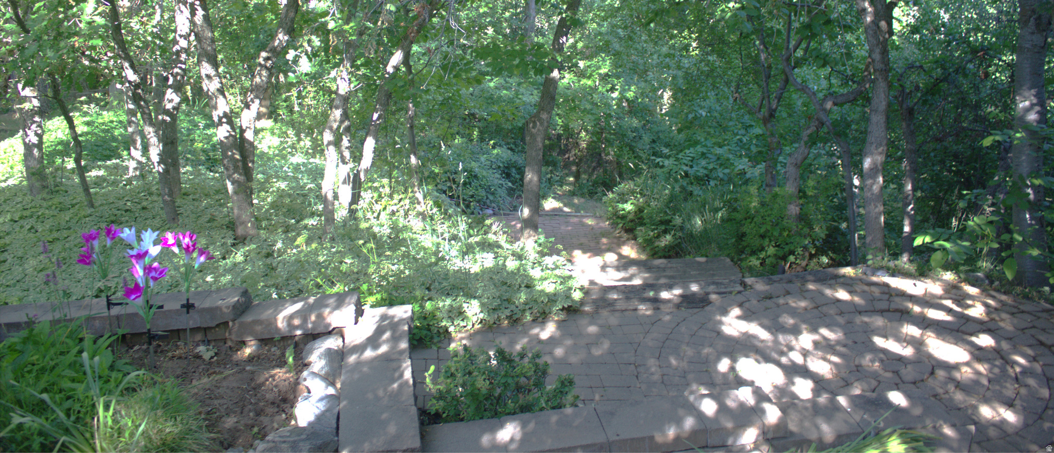 TWIN CREEK ESTATES & RUN - Residential