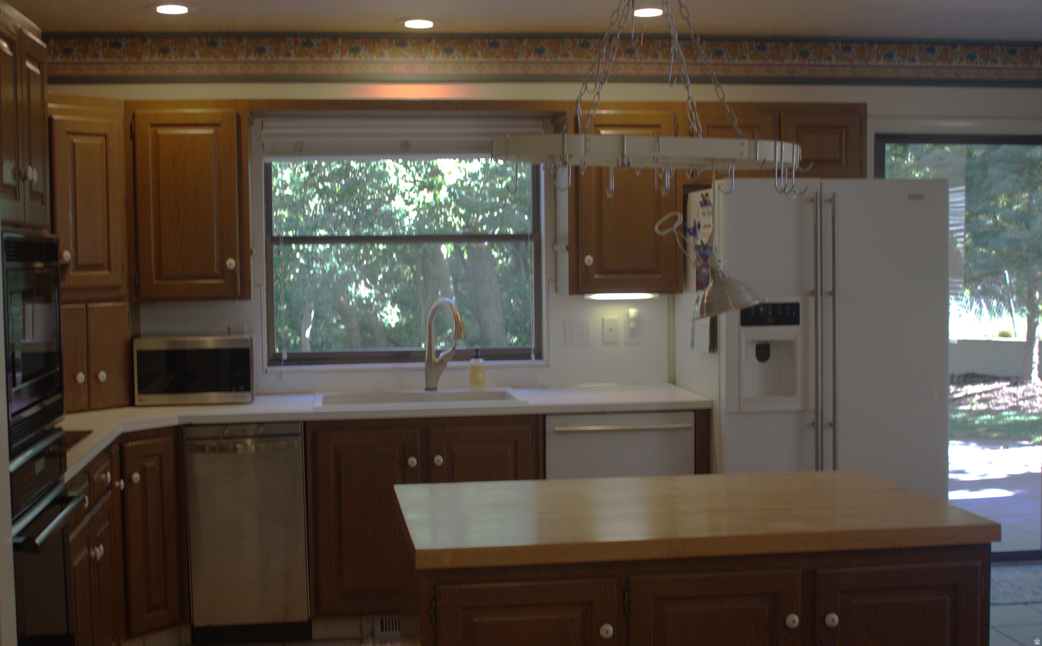 TWIN CREEK ESTATES & RUN - Residential