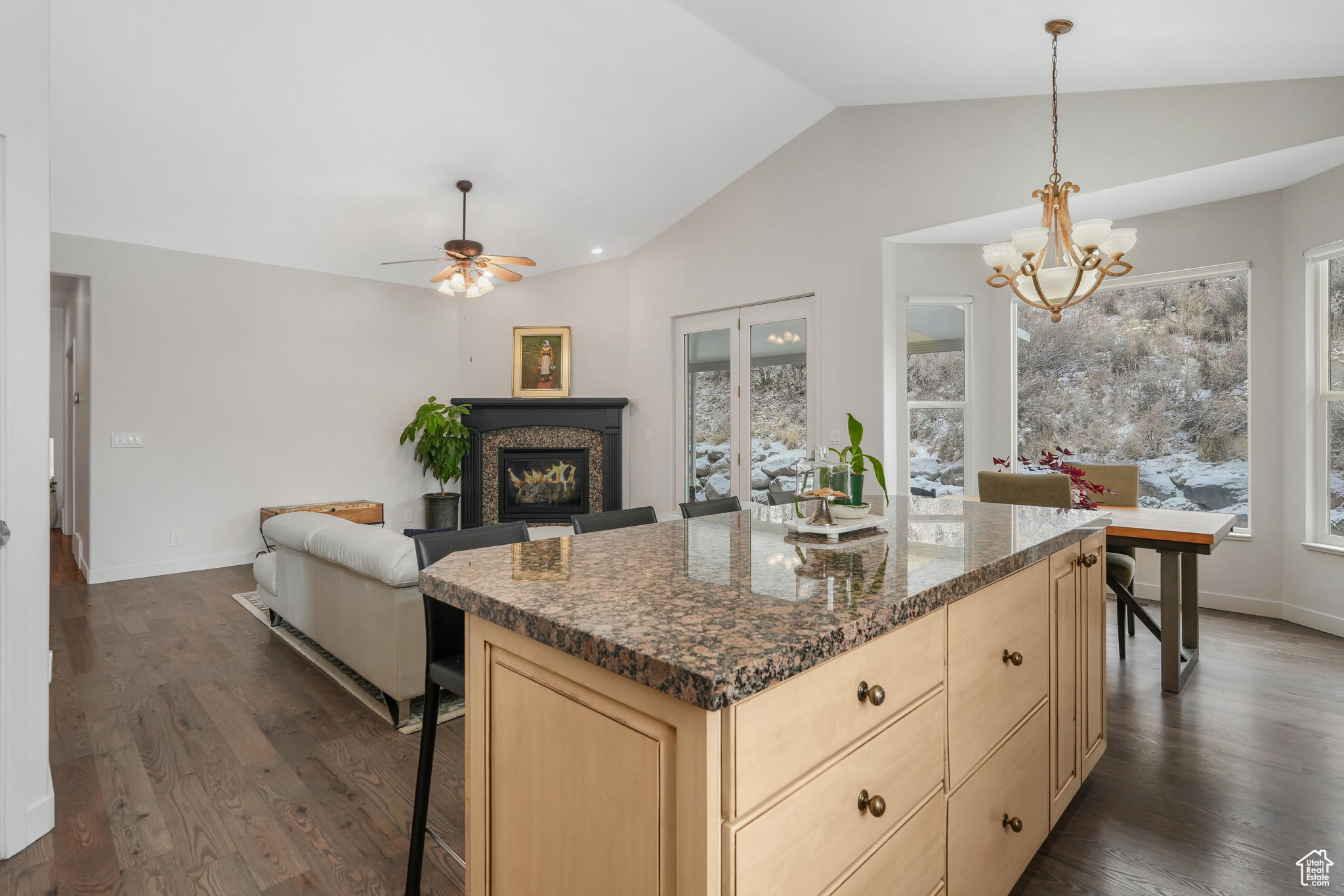 SOUTH MOUNTAIN - Residential