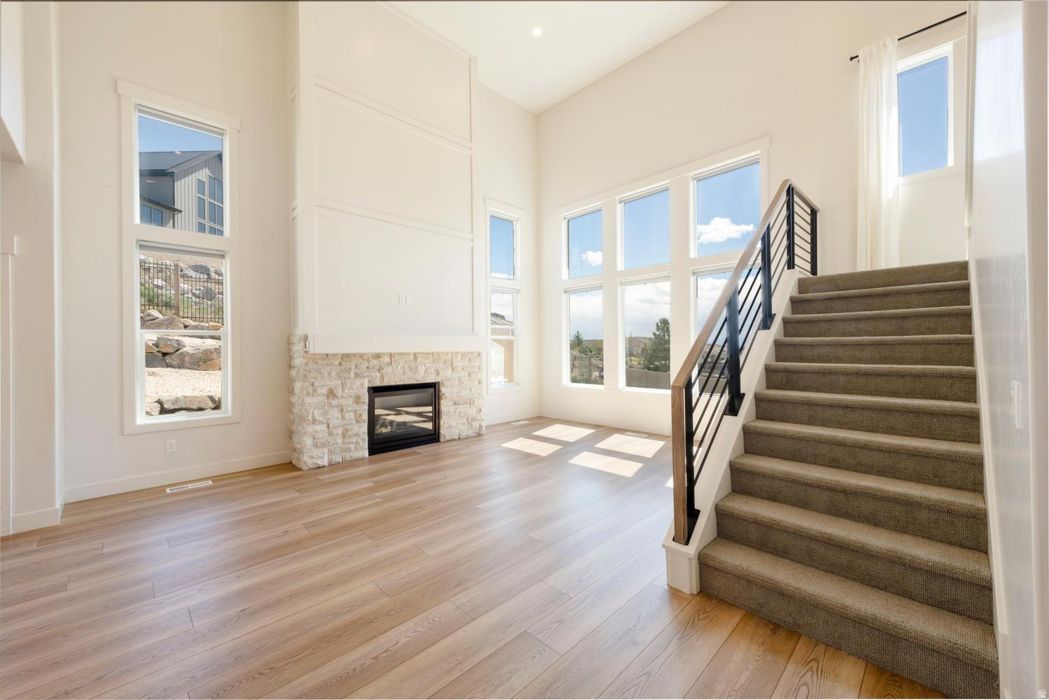 HIGHLANDS ON THE GREEN - Residential