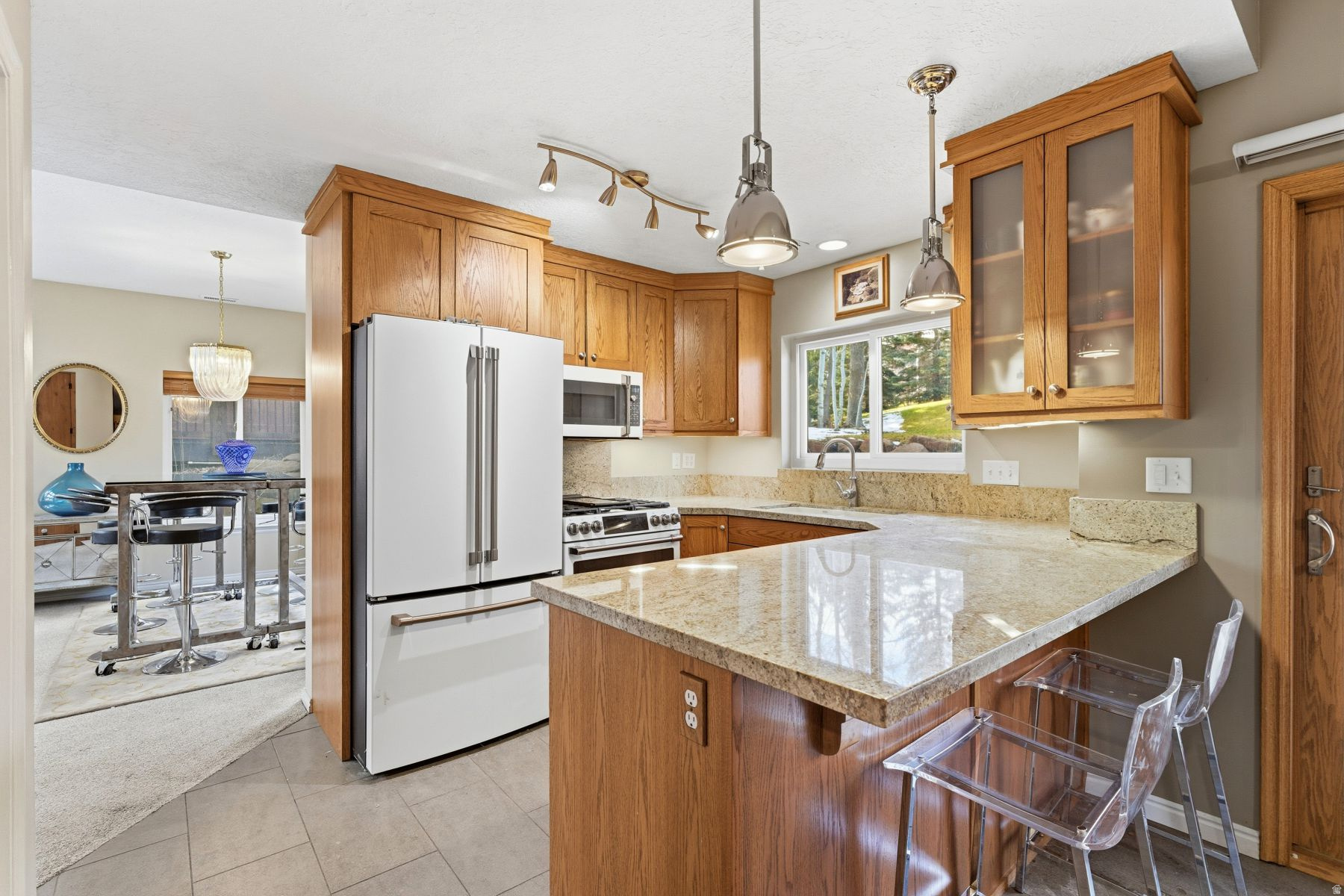 HORSE THIEF CANYON RANCHES - Residential