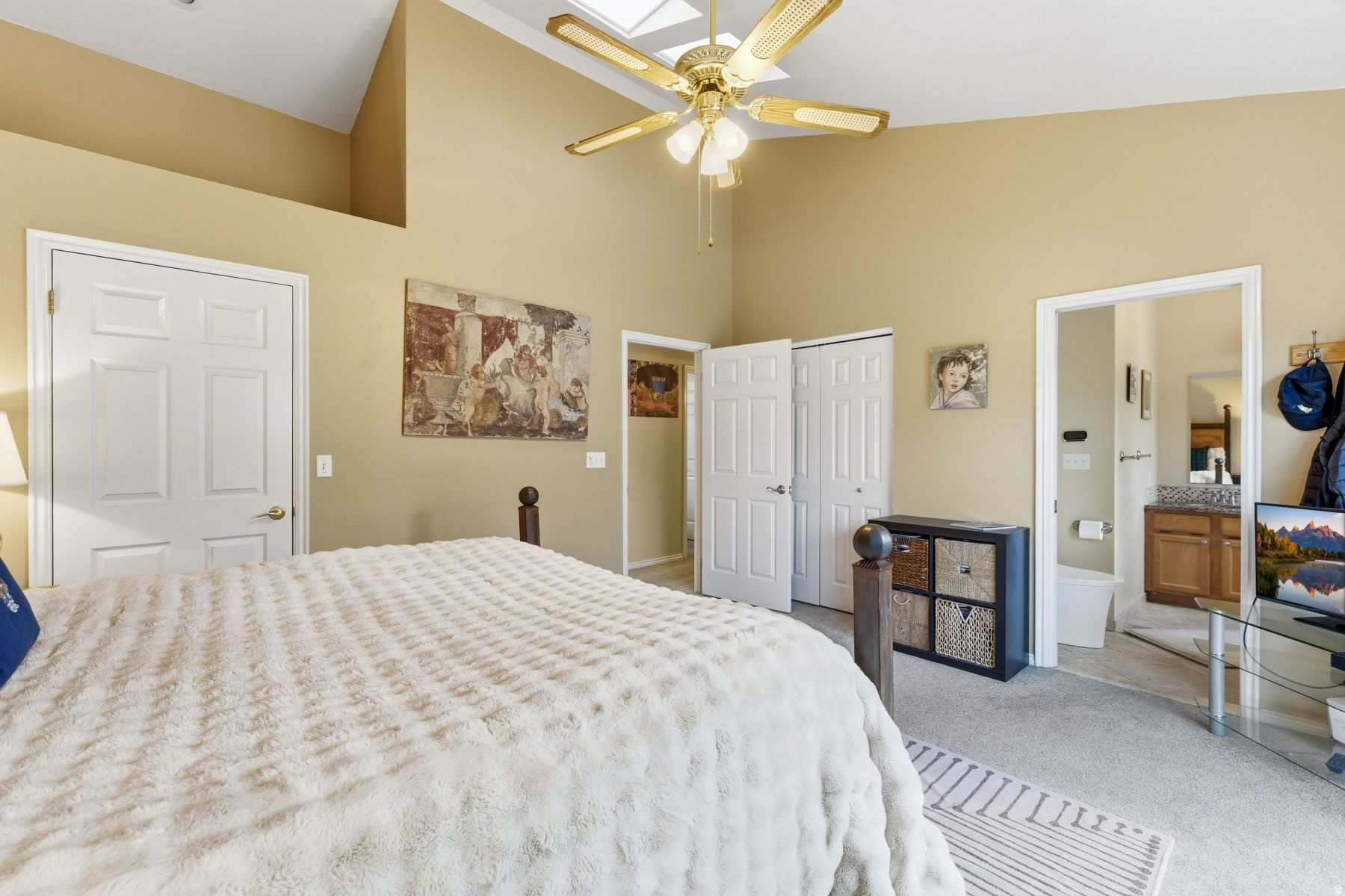 HORSE THIEF CANYON RANCHES - Residential