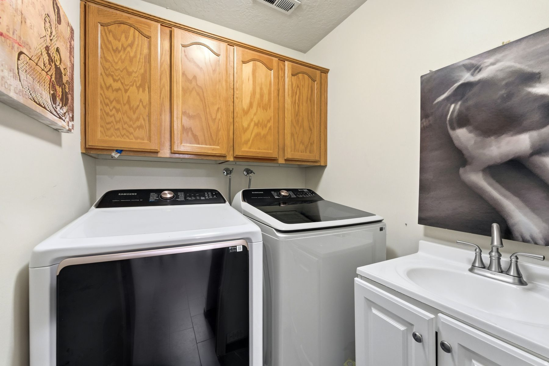 HORSE THIEF CANYON RANCHES - Residential