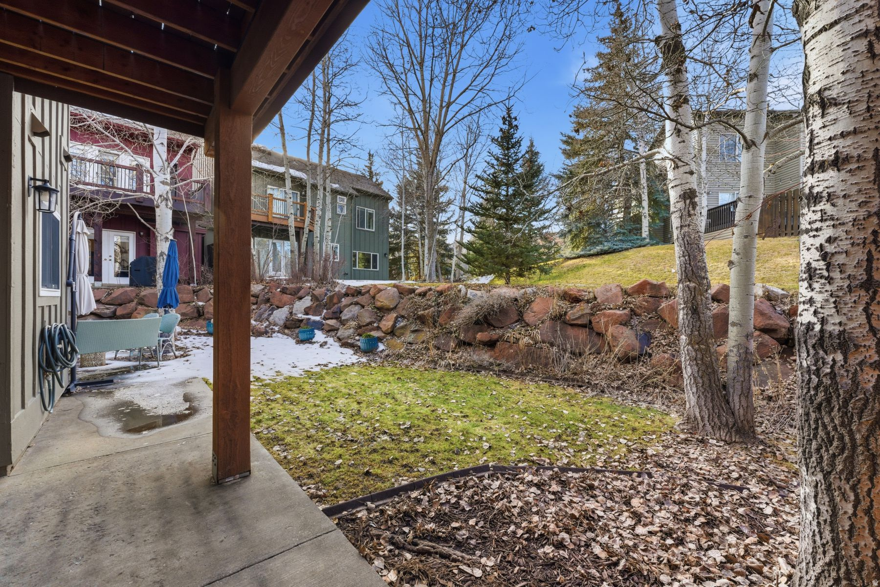 HORSE THIEF CANYON RANCHES - Residential