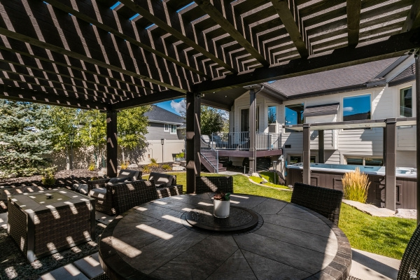 COTTONWOOD MEADOWS - Residential