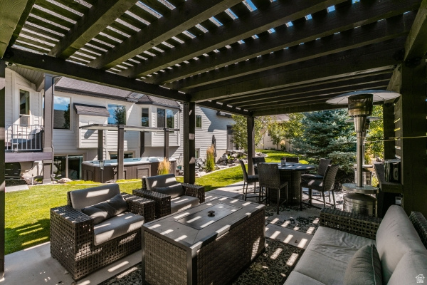 COTTONWOOD MEADOWS - Residential