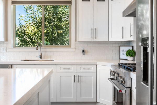 COTTONWOOD MEADOWS - Residential