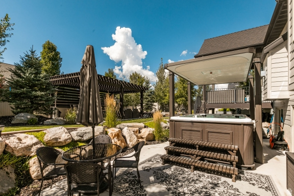 COTTONWOOD MEADOWS - Residential