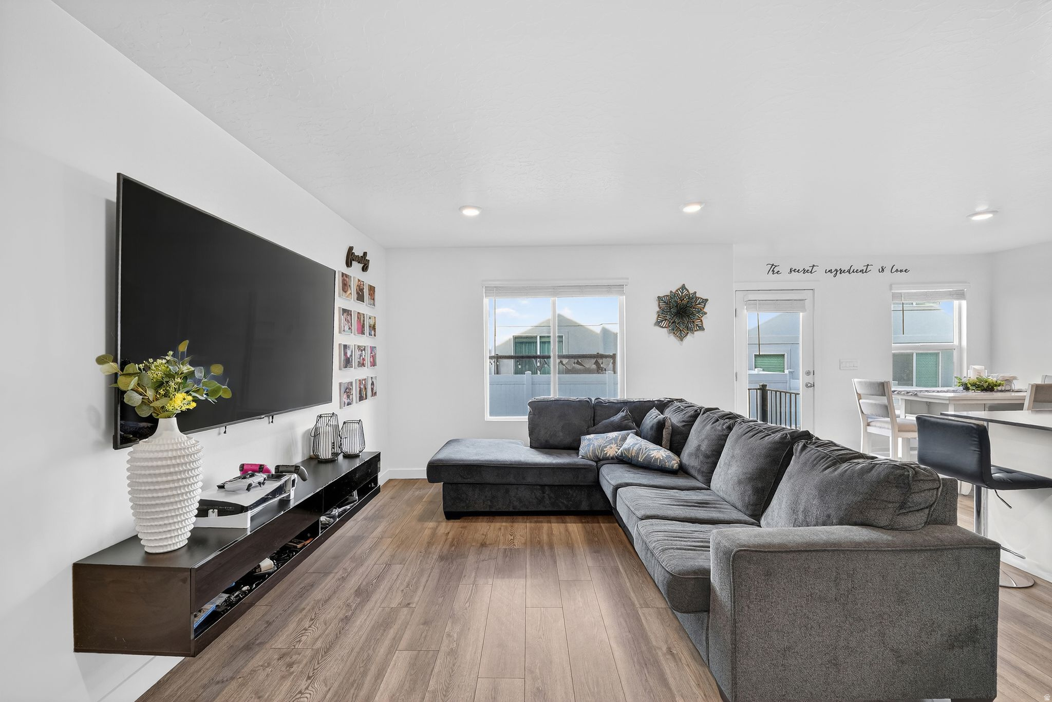 LITTLE VALLEY GATEWAY - Residential