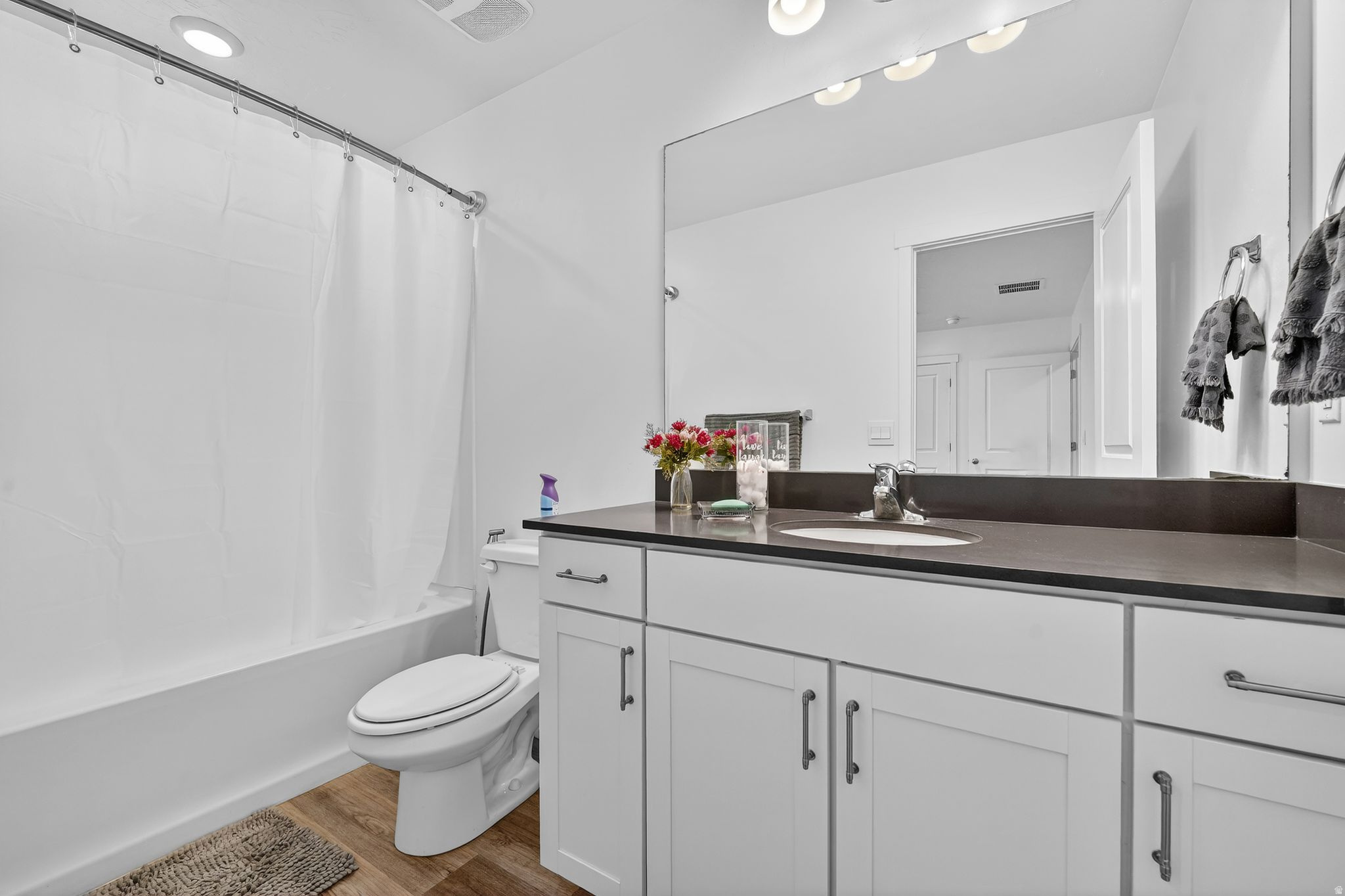 LITTLE VALLEY GATEWAY - Residential
